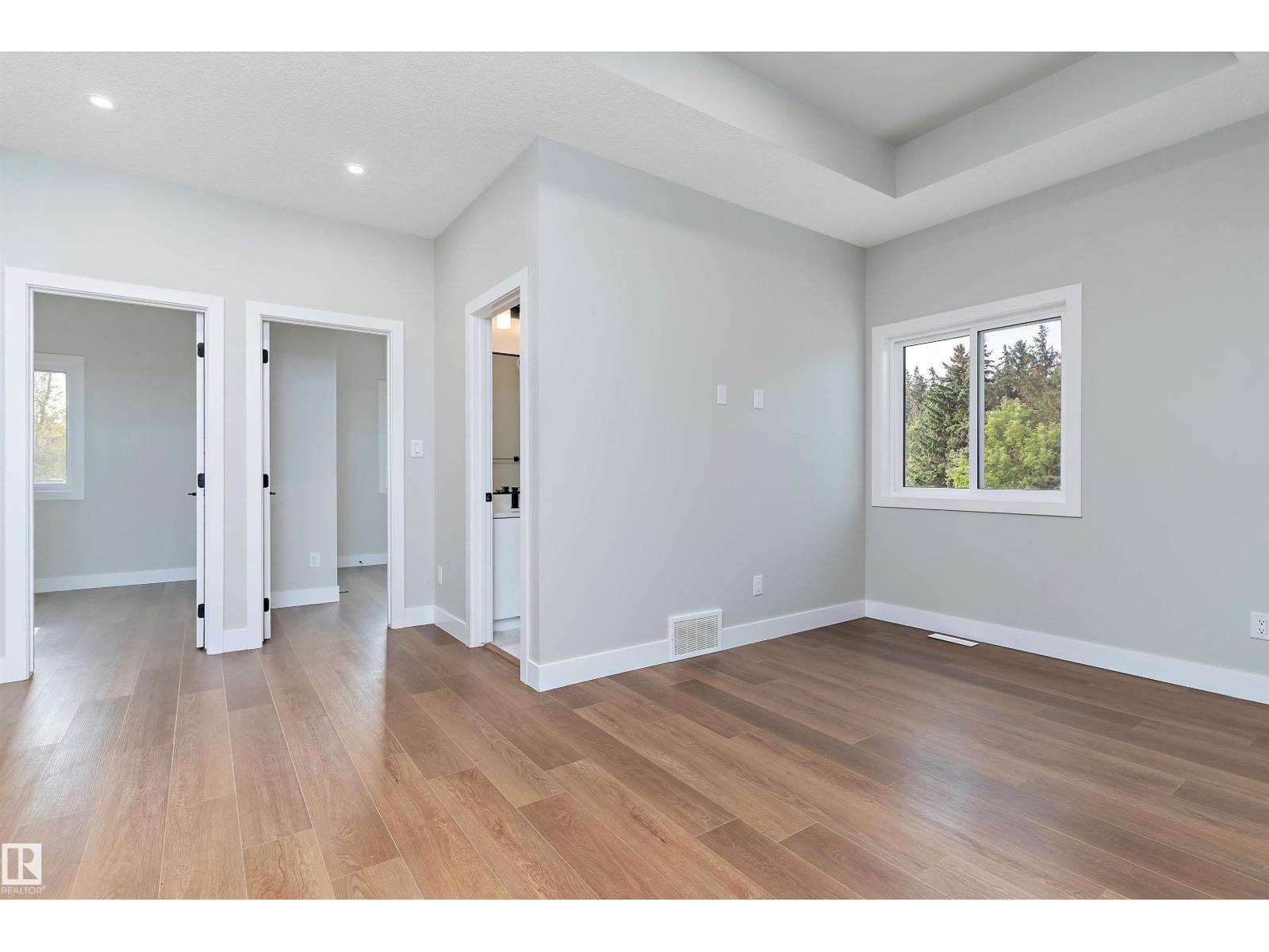 5020 50 St Property Photo 29