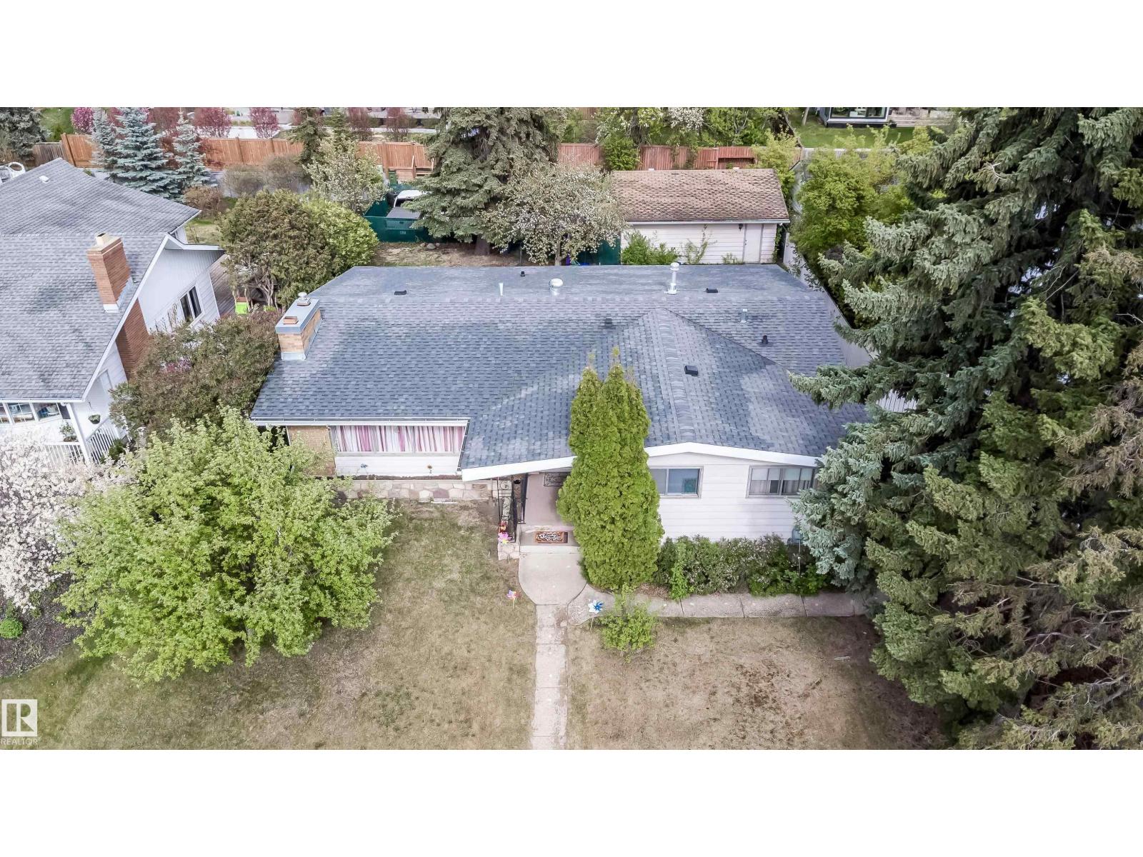 6403 132 St Nw Property Photo 1