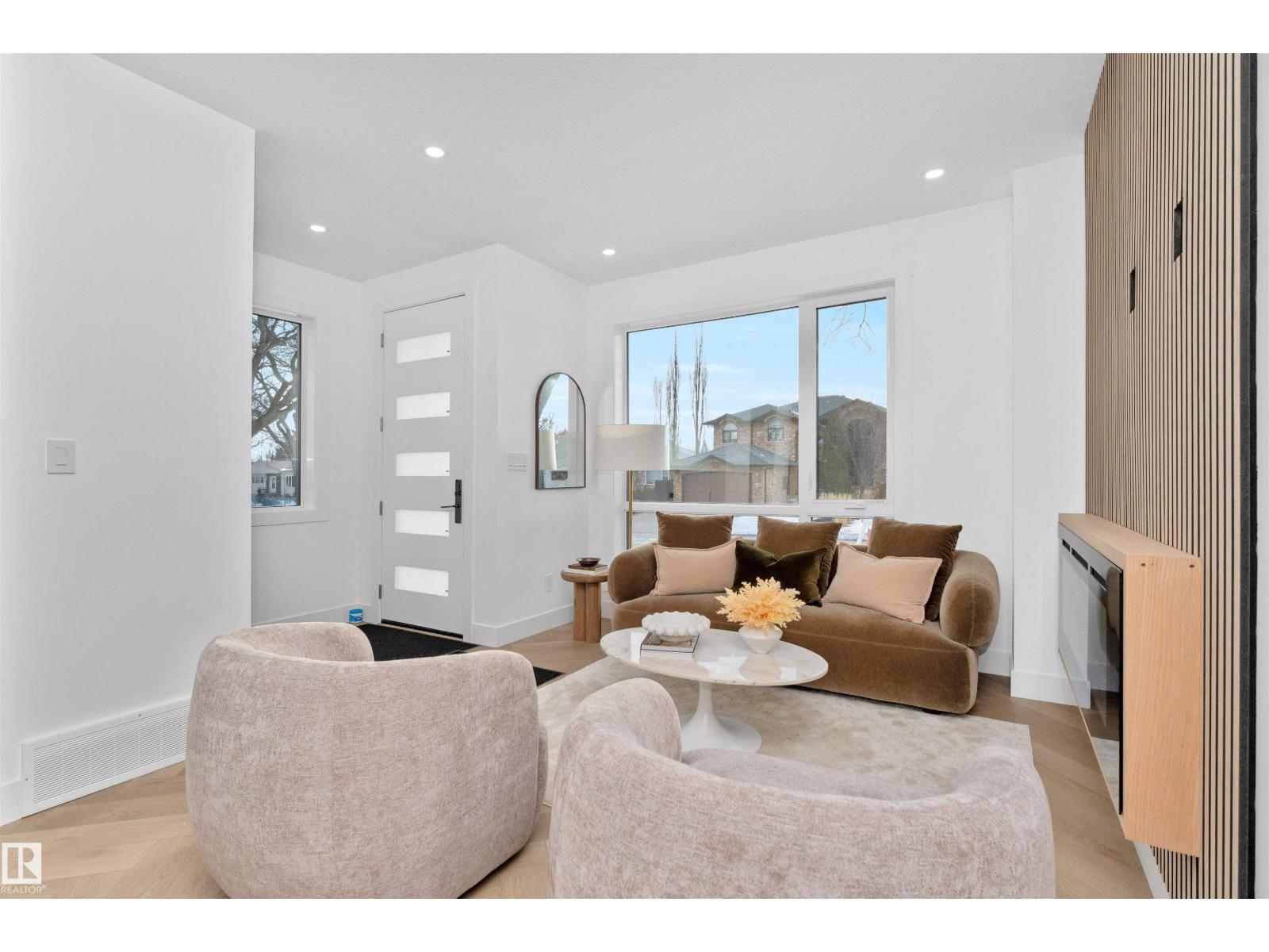 9624 86 St Nw Property Photo 10