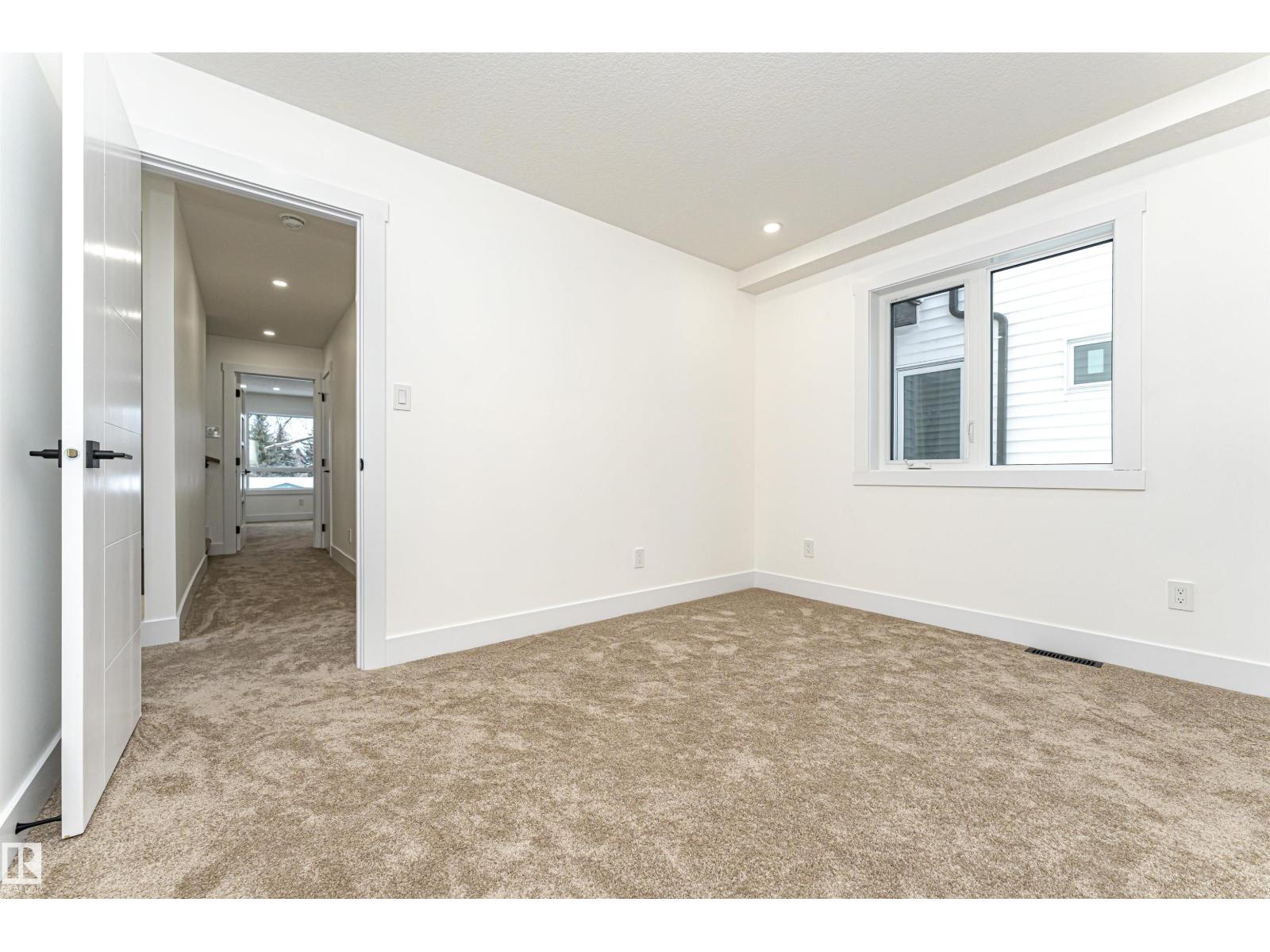 9624 86 St Nw Property Photo 46