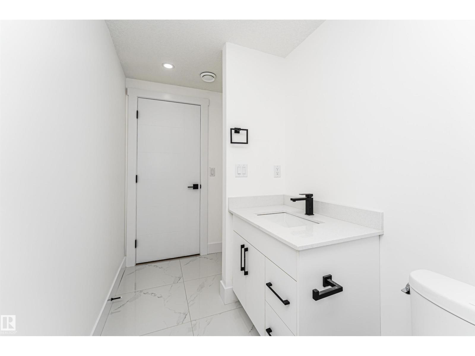 9624 86 St Nw Property Photo 62