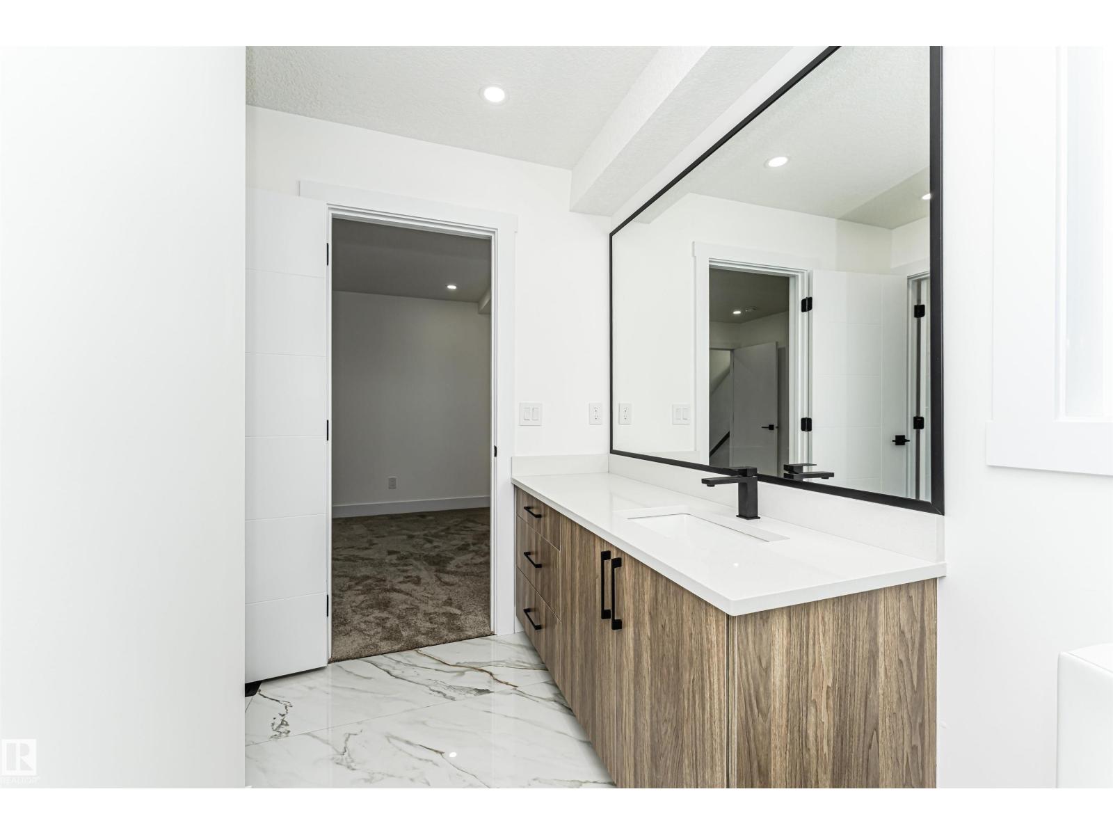 9624 86 St Nw Property Photo 63