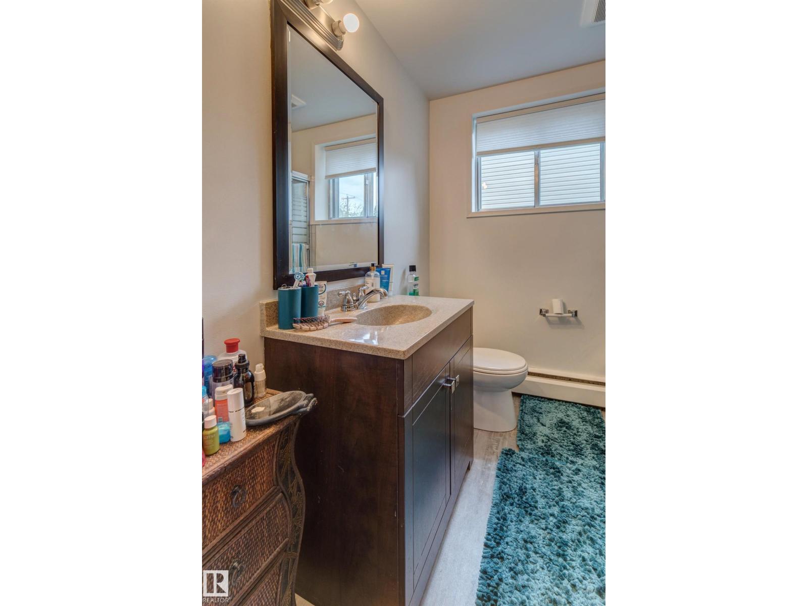 9749 88 Av Nw Property Photo 9