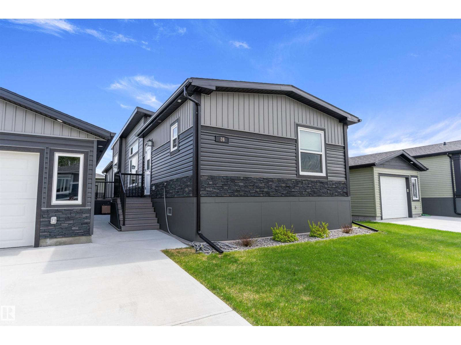 86 Meadowview Rd Property Photo 1