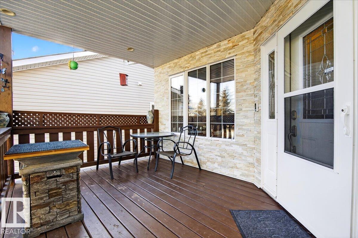 5019 48 Av Property Photo 2