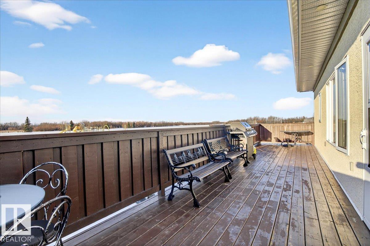 5019 48 Av Property Photo 44