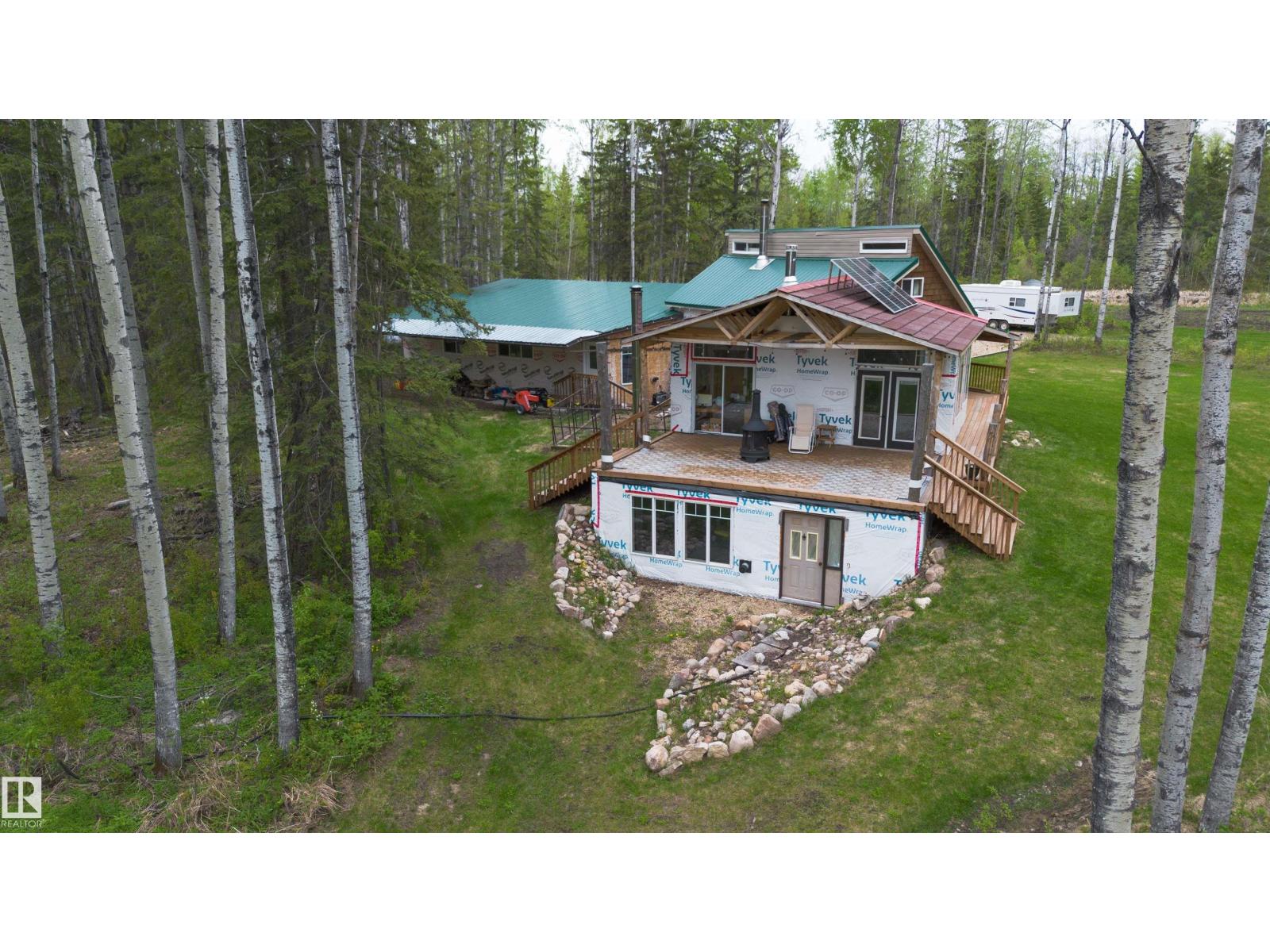 670070 Hwy 44 Property Photo 1