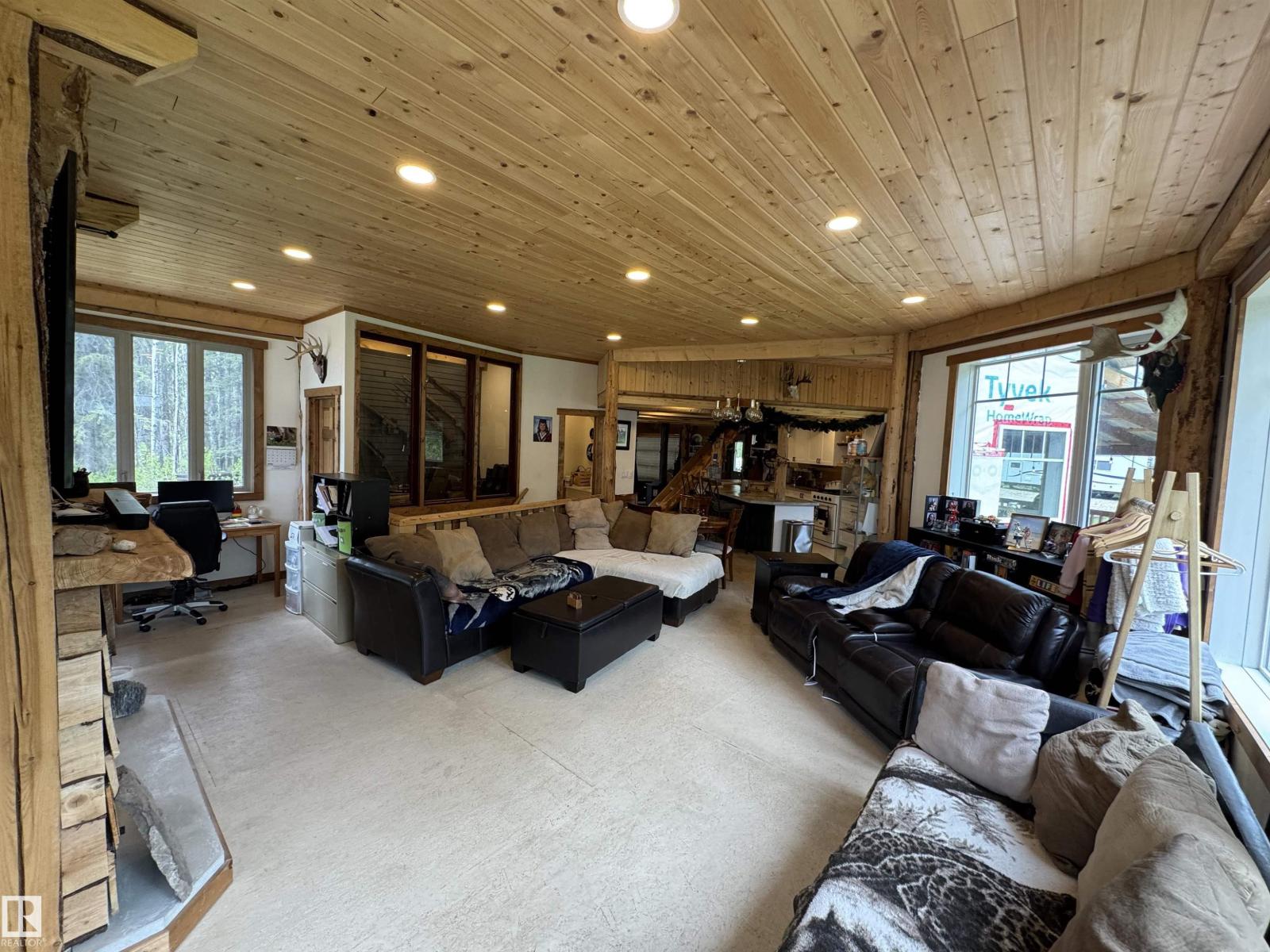 670070 Hwy 44 Property Photo 13