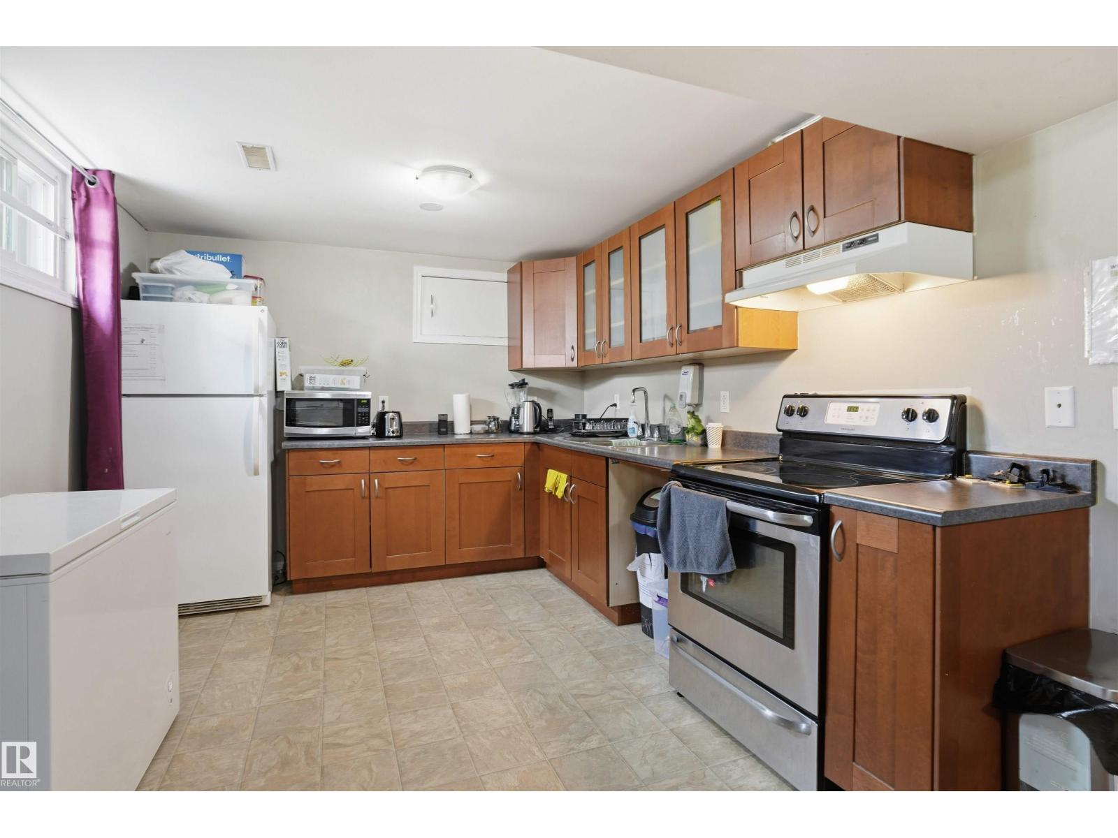 12908 120 Av Nw Property Photo 8