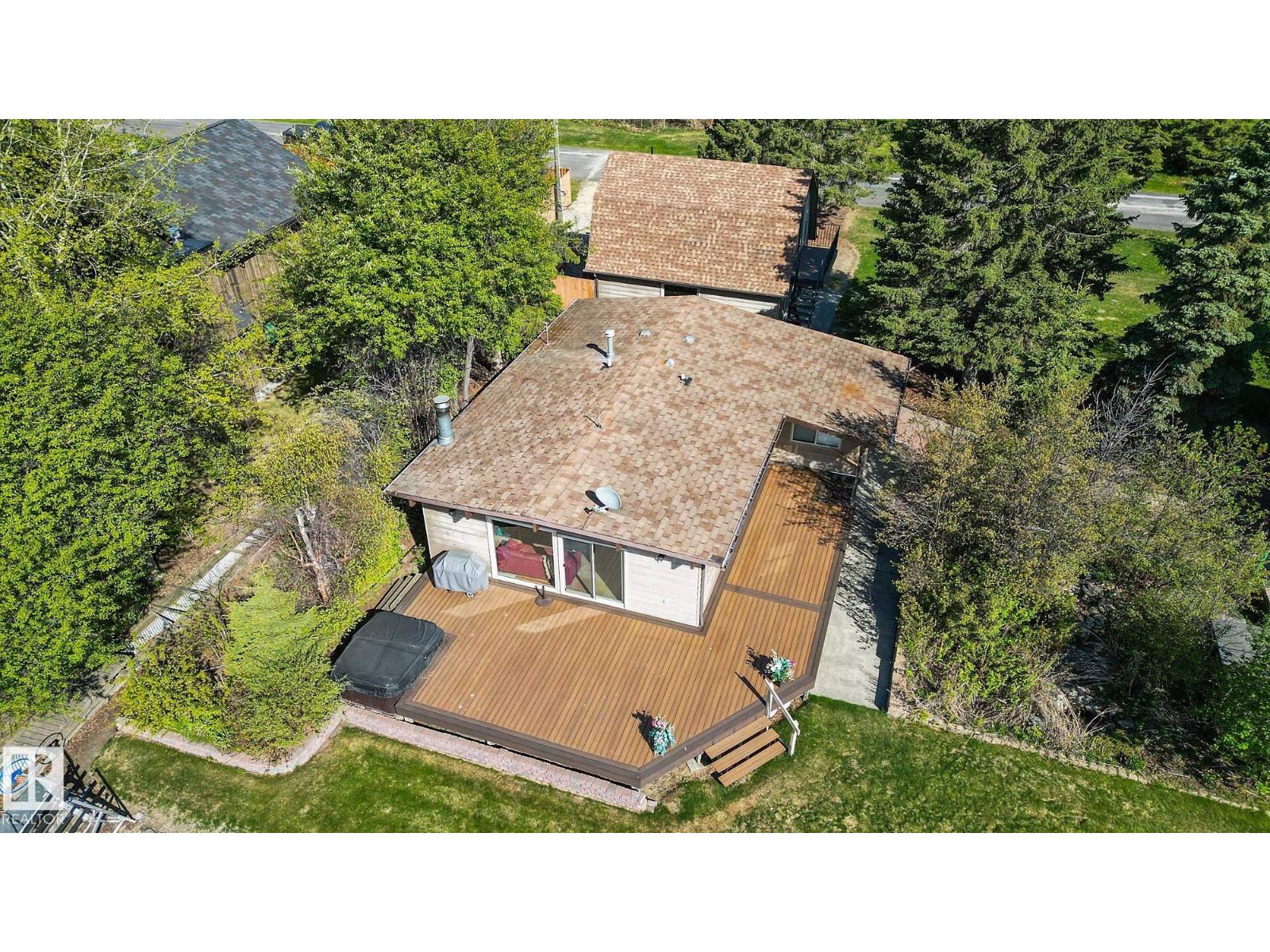 98 Argentia Be Property Photo 3