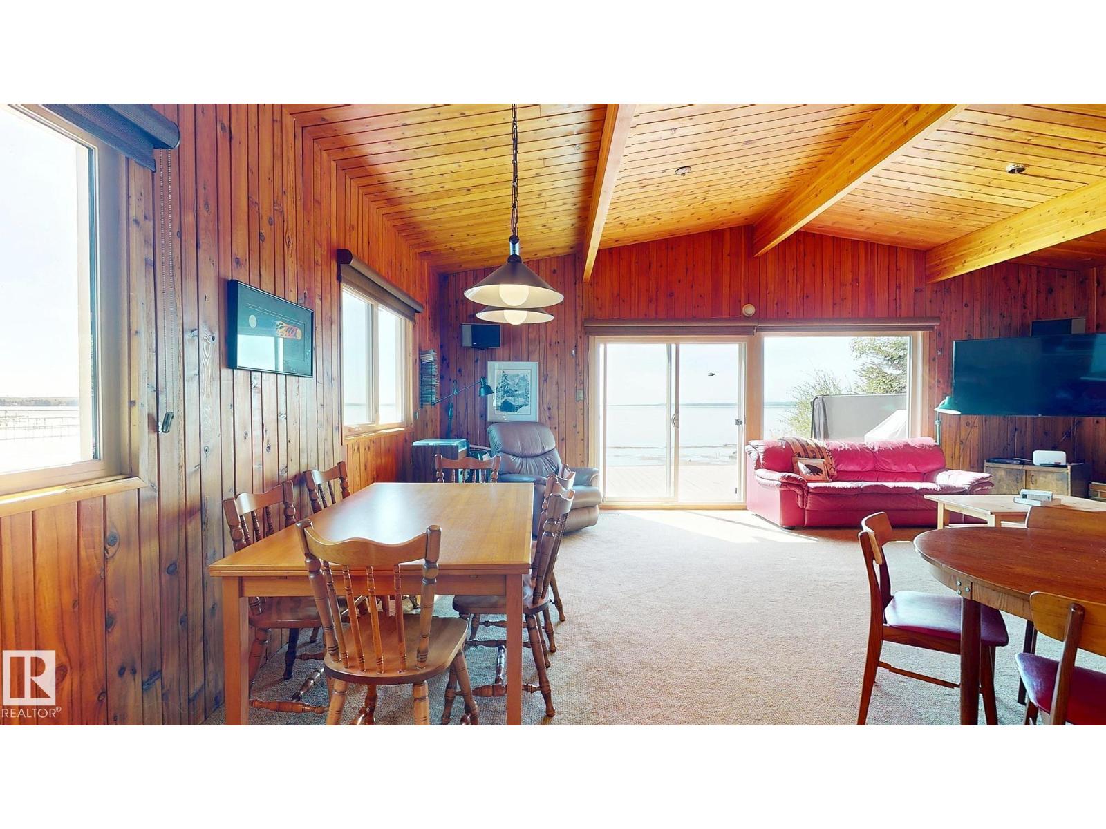 98 Argentia Be Property Photo 11