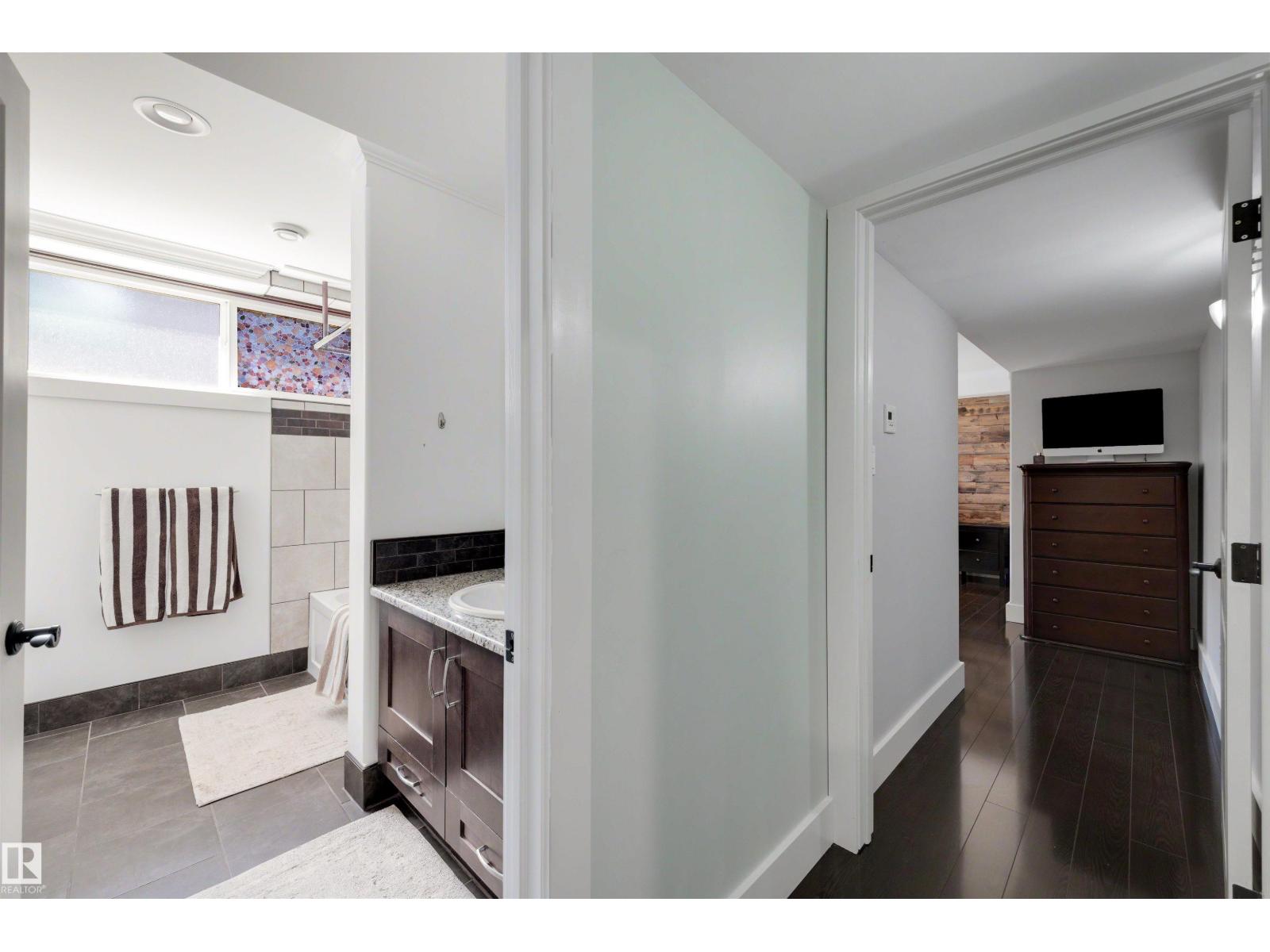 13850 Ravine Dr Nw Property Photo 47
