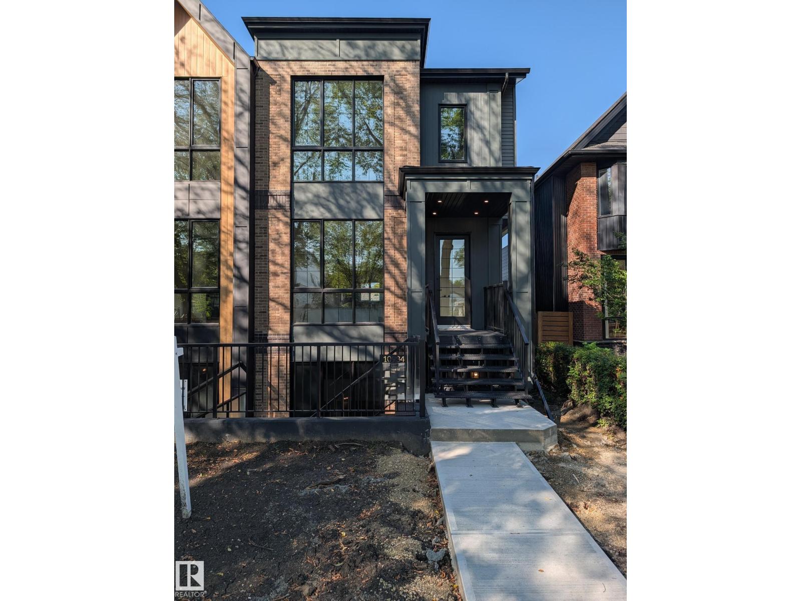 10934 132 St Nw Property Photo 4