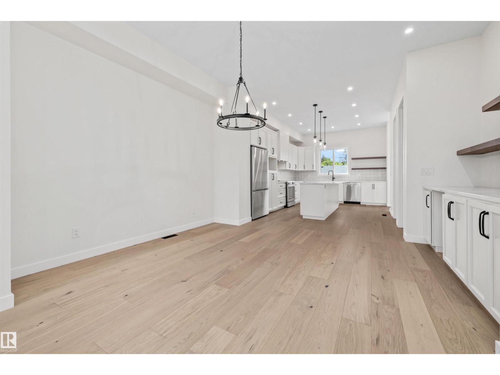 10934 132 St Nw Property Photo 11