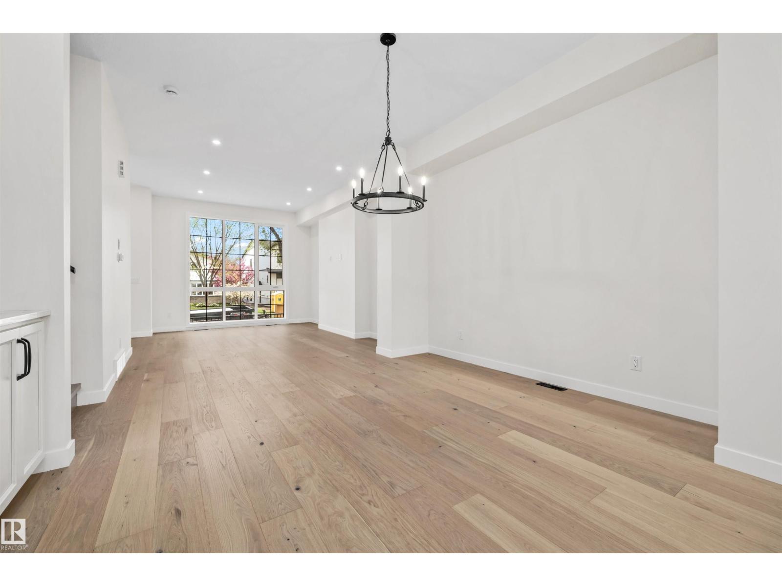 10934 132 St Nw Property Photo 13