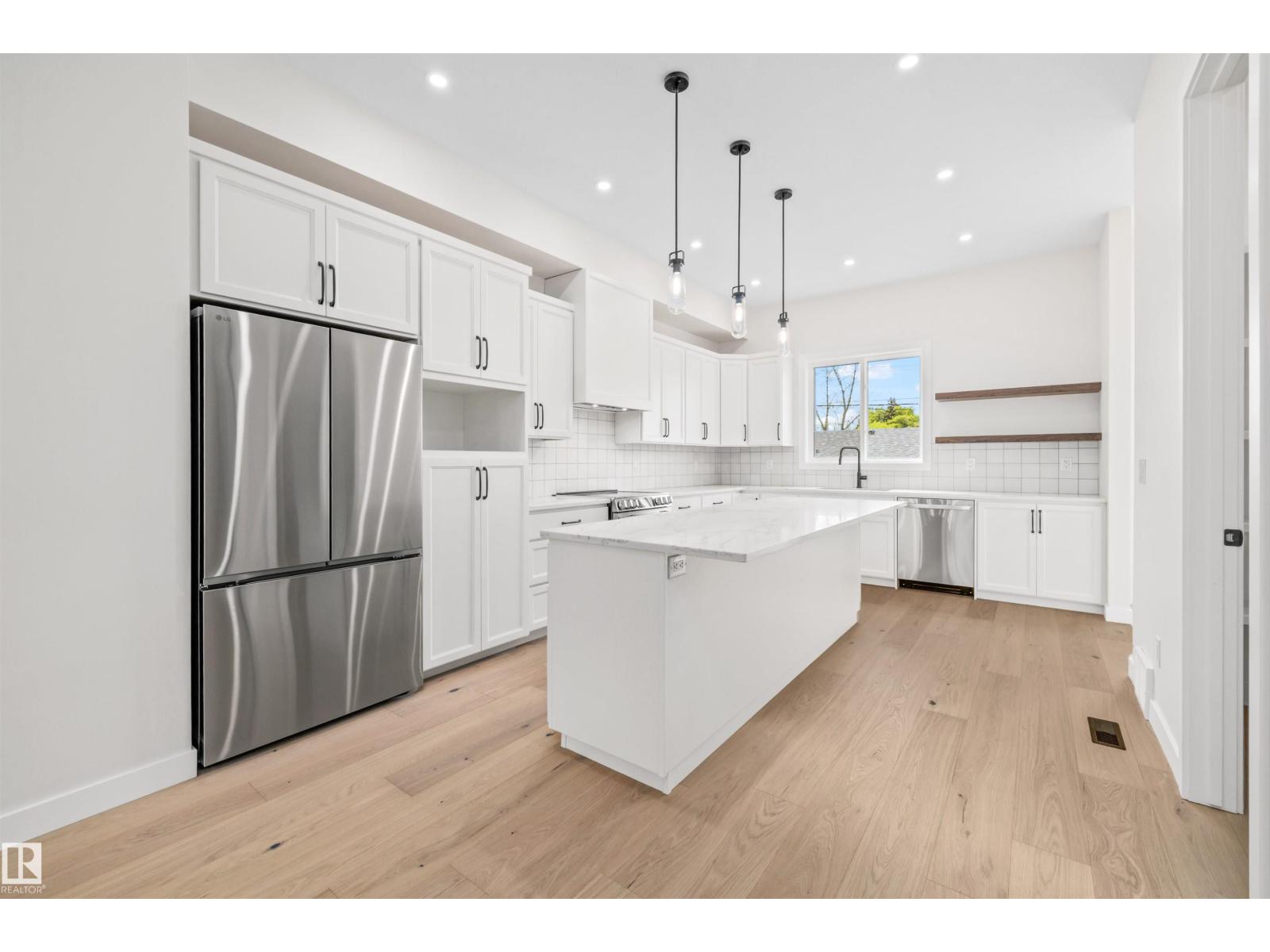 10934 132 St Nw Property Photo 14