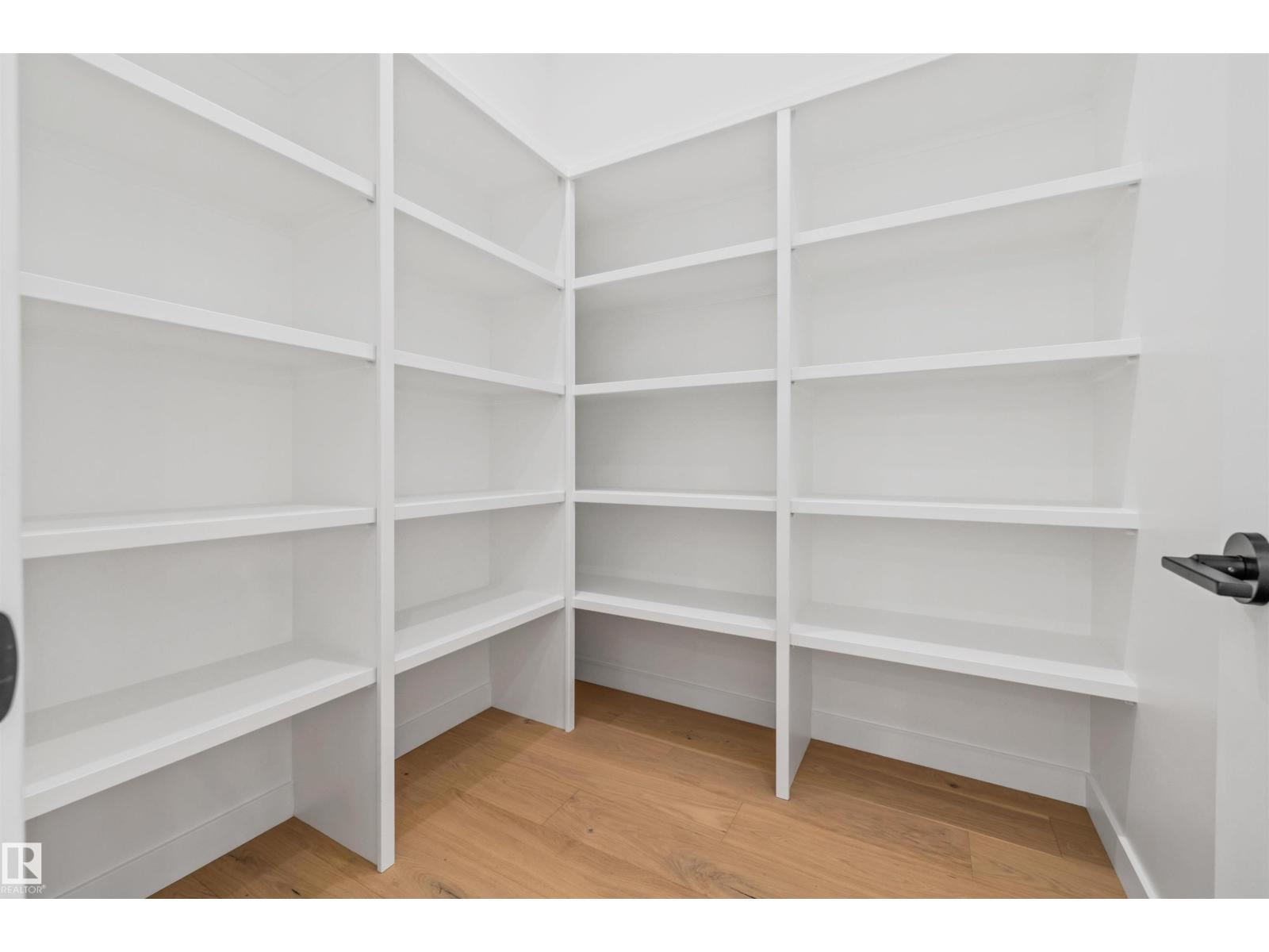 10934 132 St Nw Property Photo 19