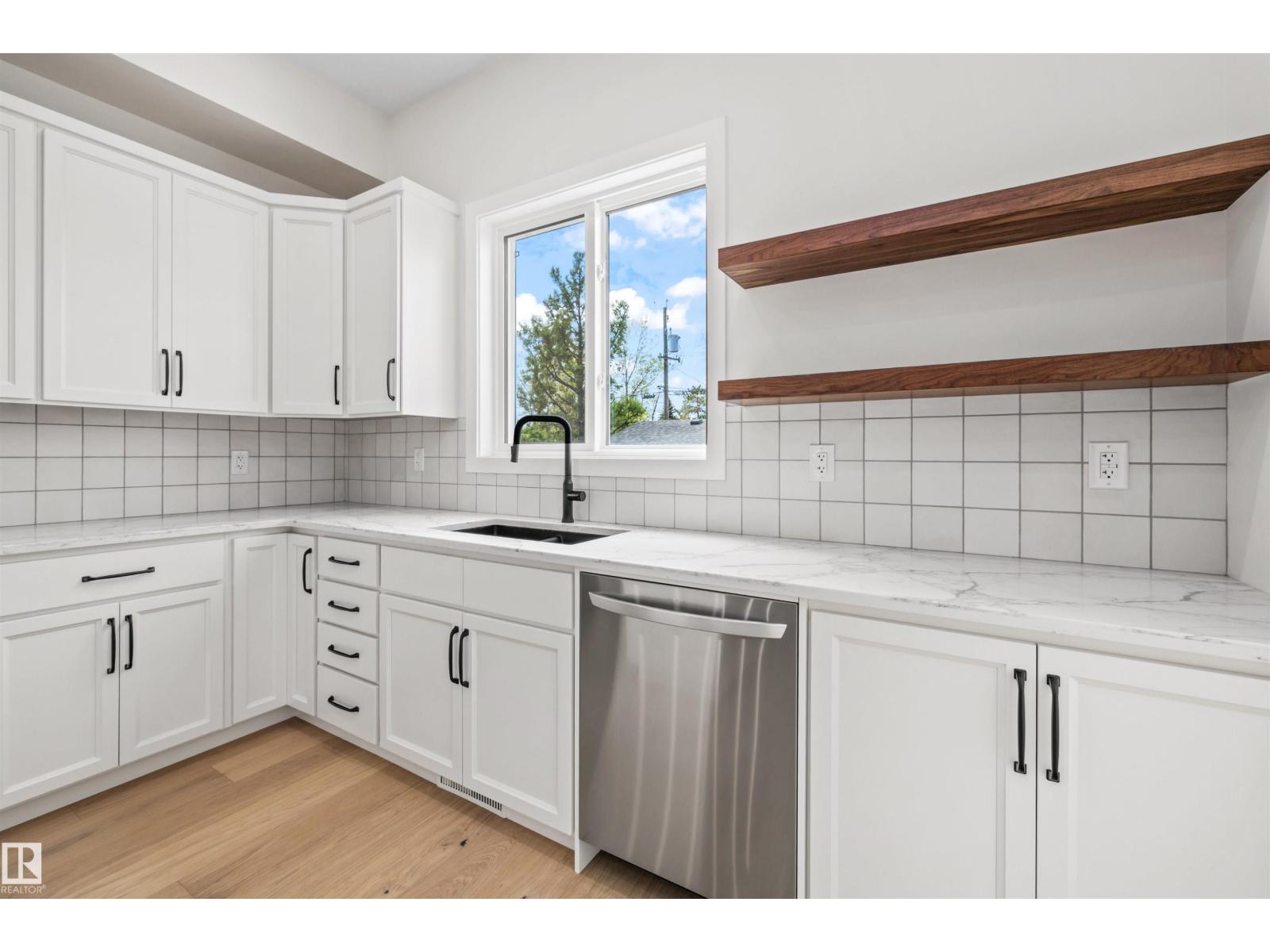 10934 132 St Nw Property Photo 22