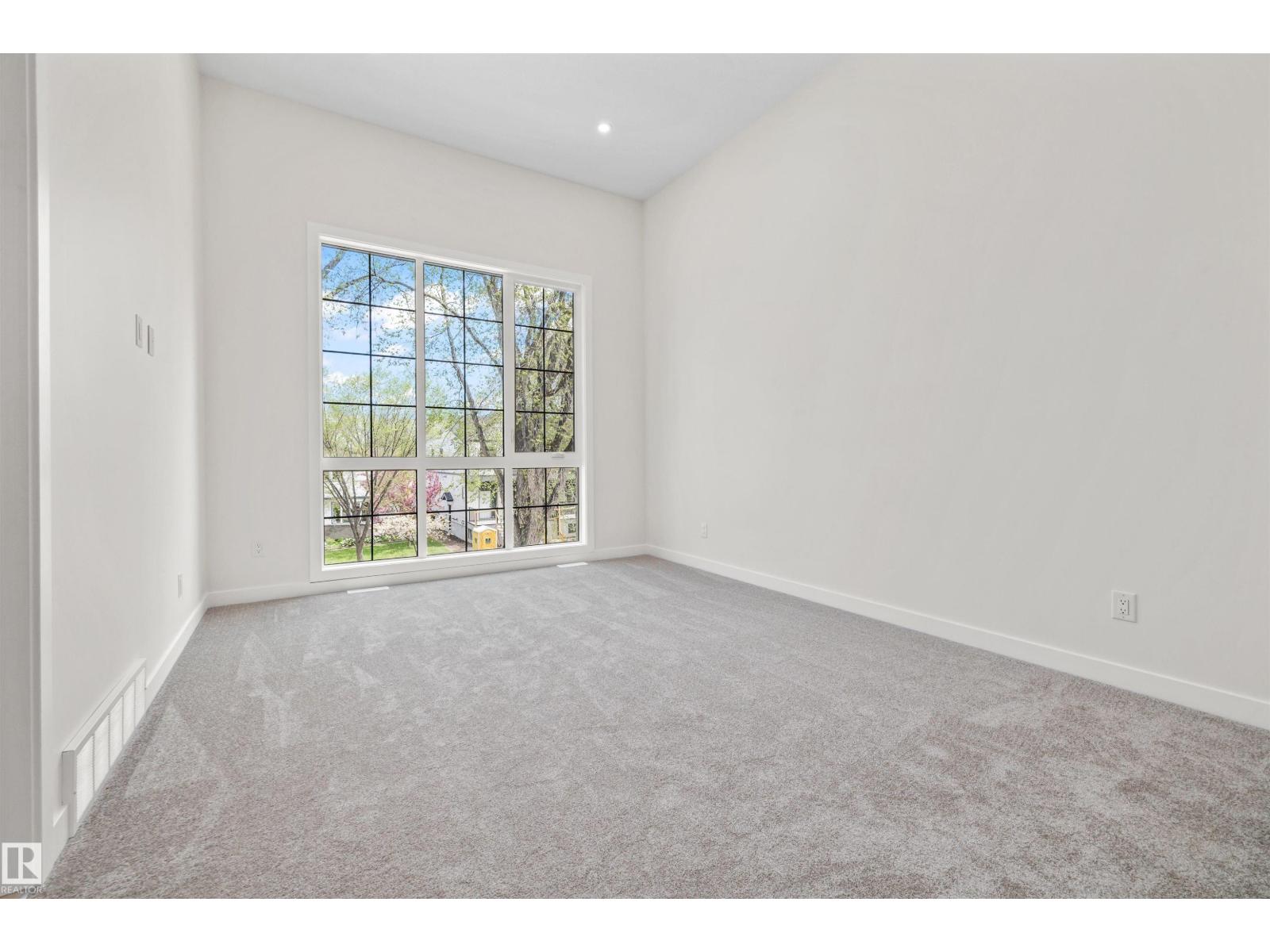 10934 132 St Nw Property Photo 28