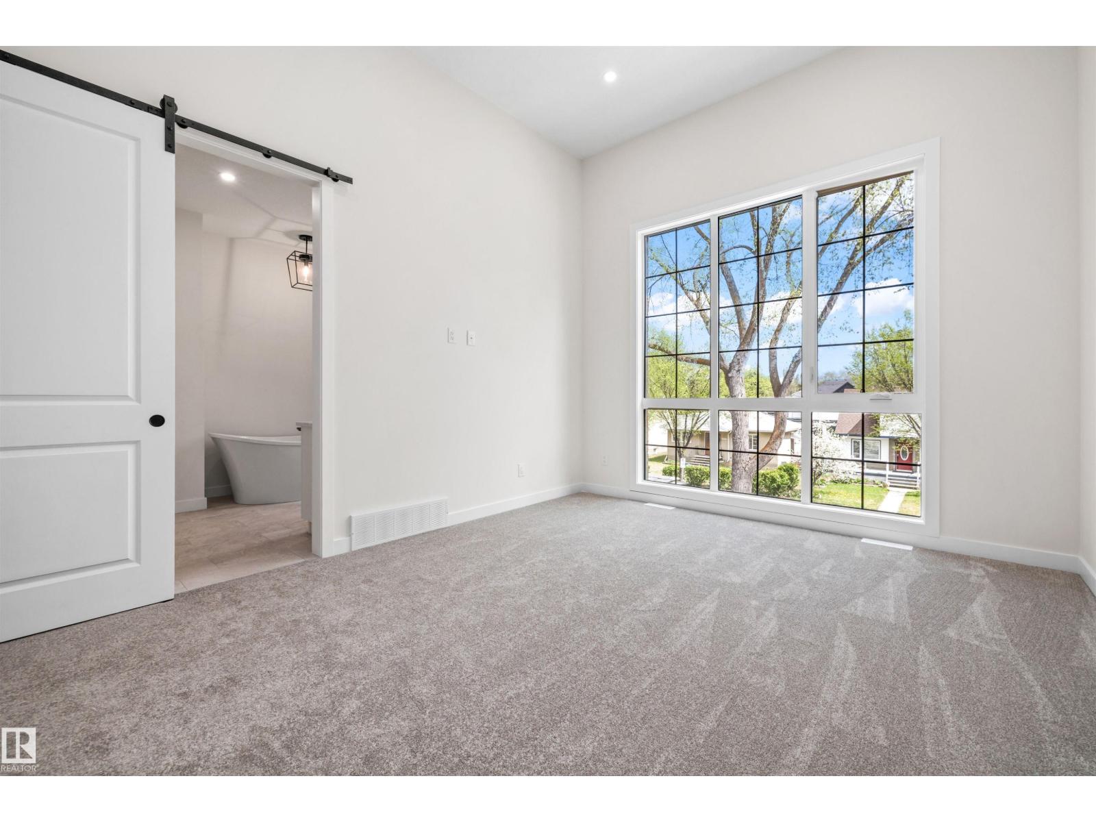 10934 132 St Nw Property Photo 34