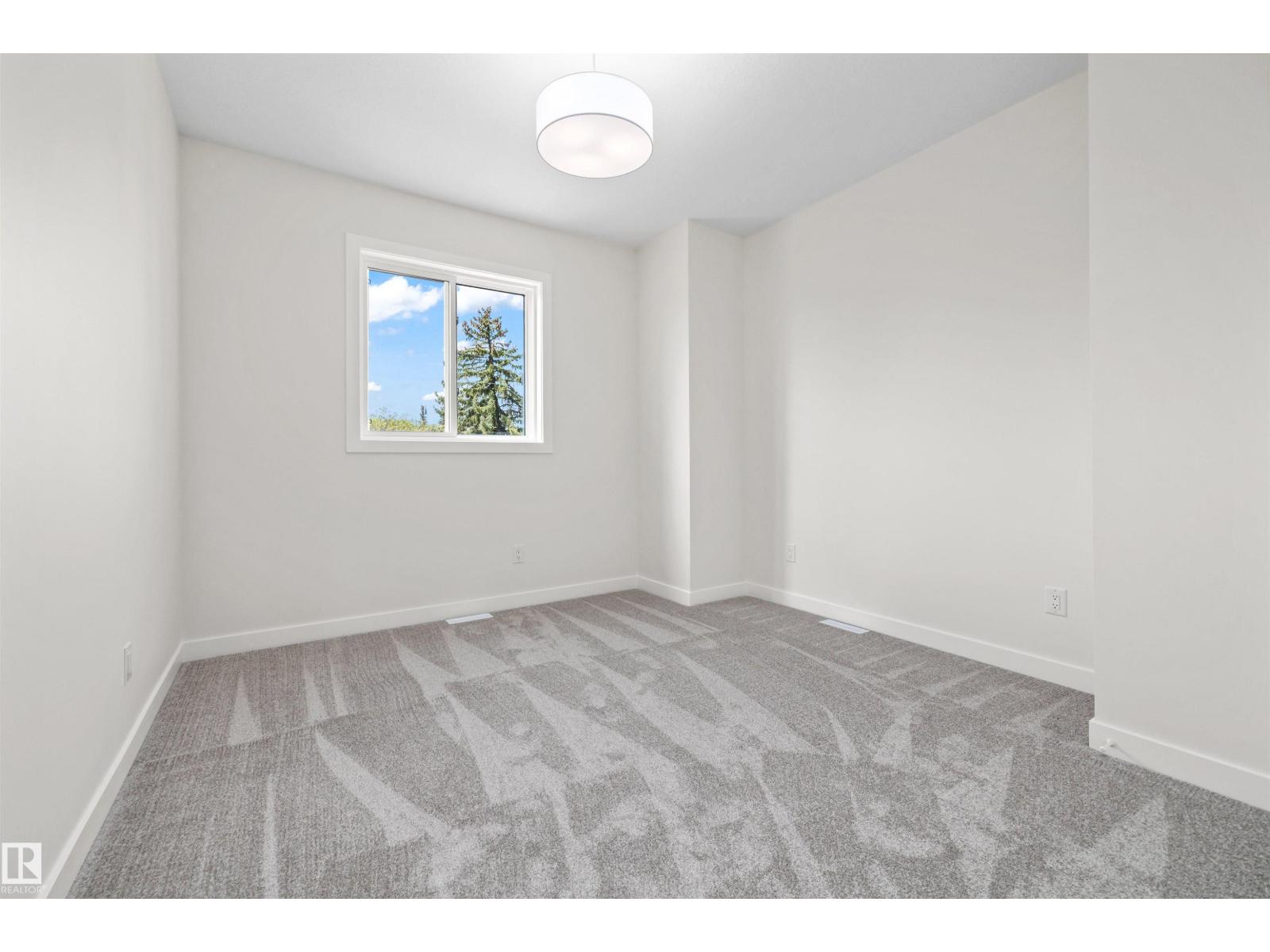 10934 132 St Nw Property Photo 41