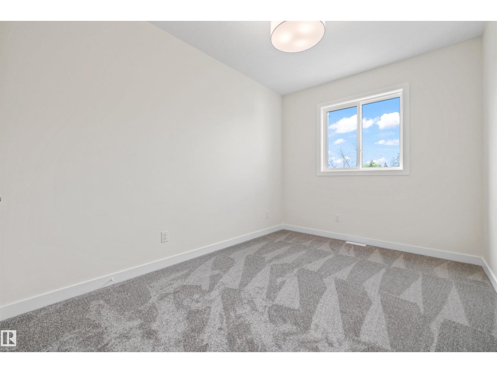 10934 132 St Nw Property Photo 43