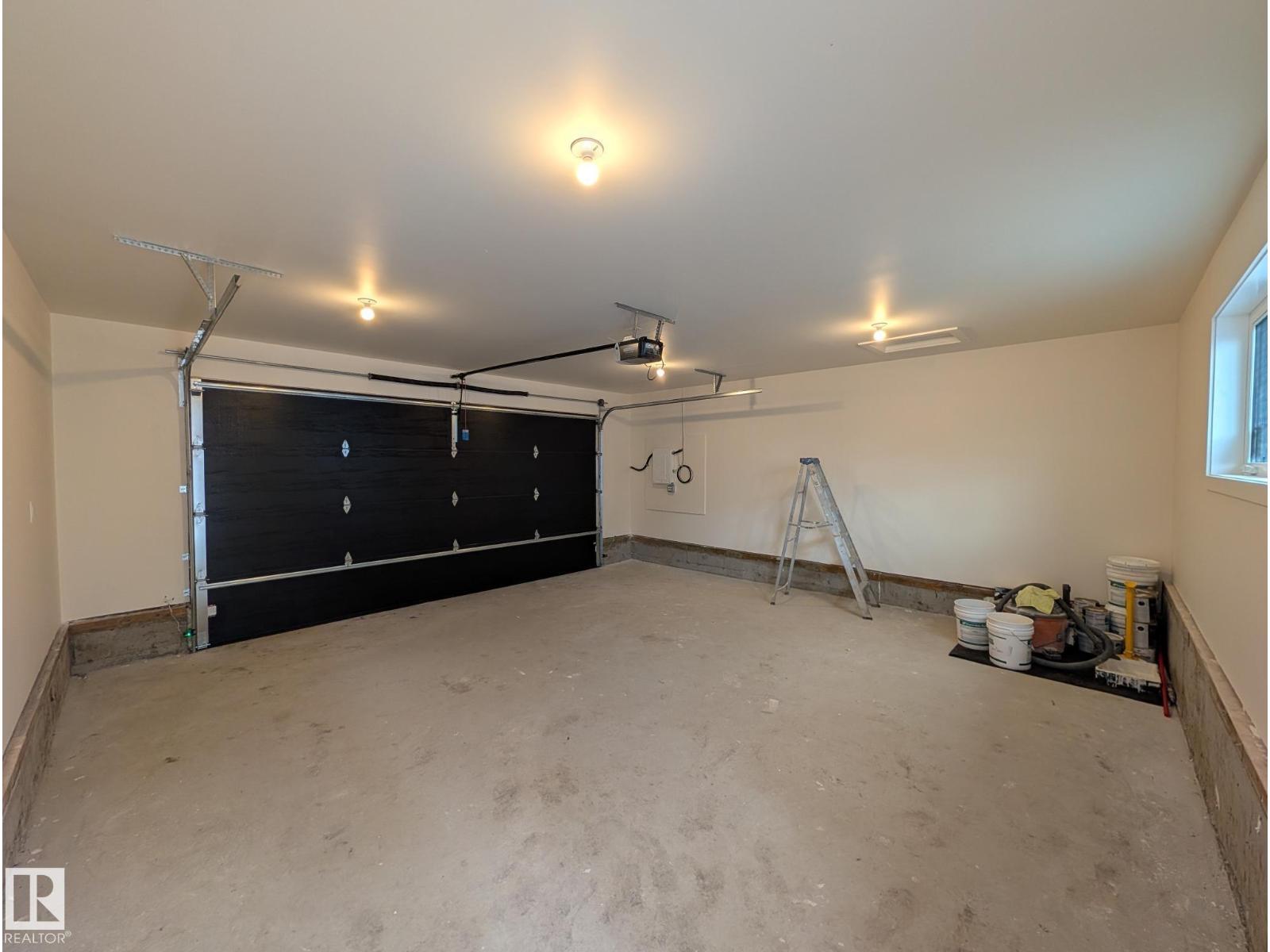 10934 132 St Nw Property Photo 65