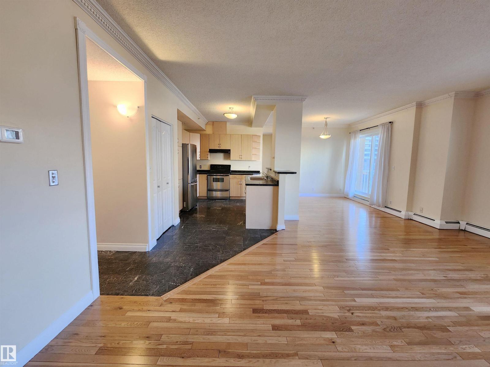 #603 9707 105 St Nw Property Photo 13