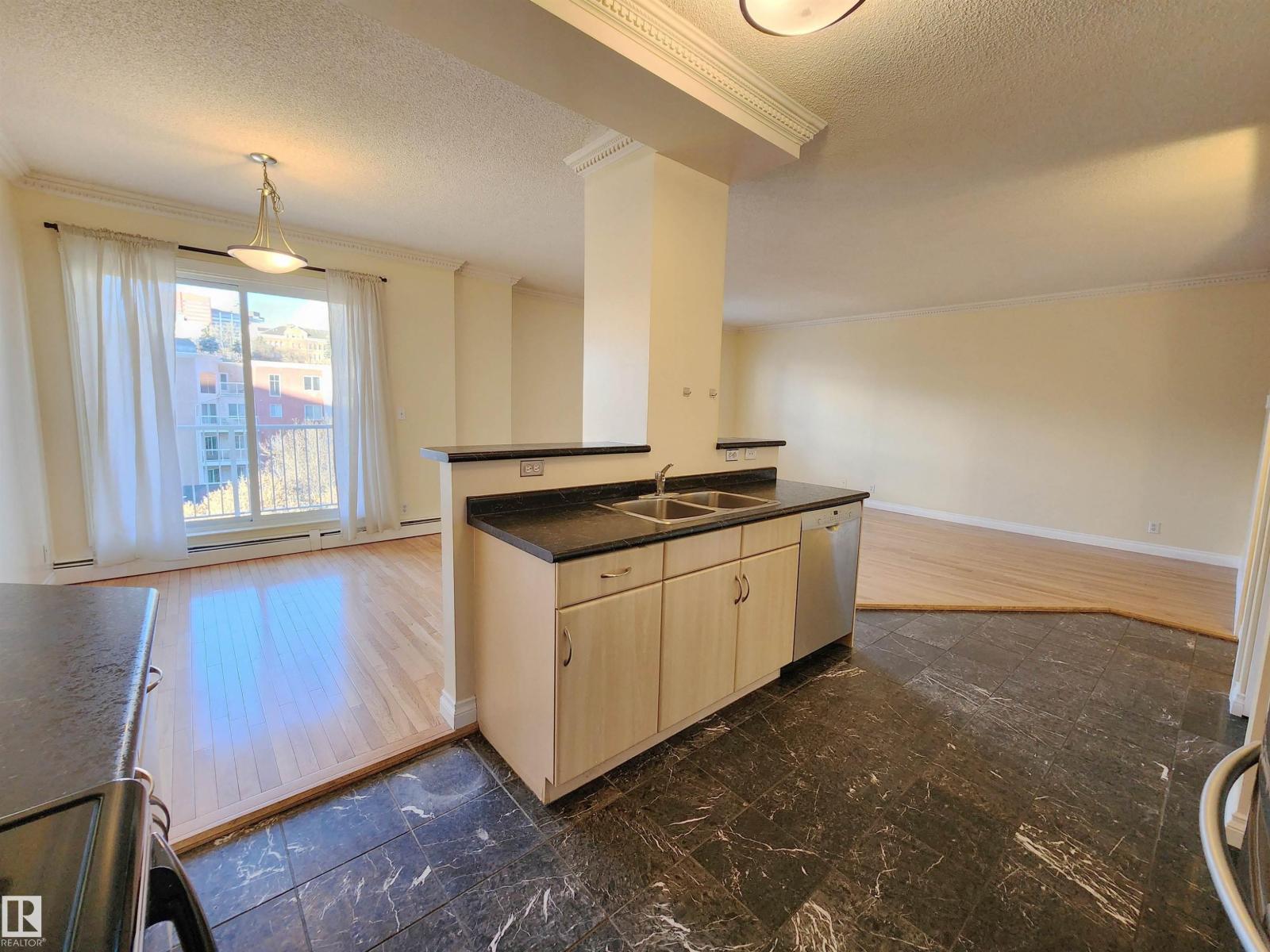 #603 9707 105 St Nw Property Photo 18