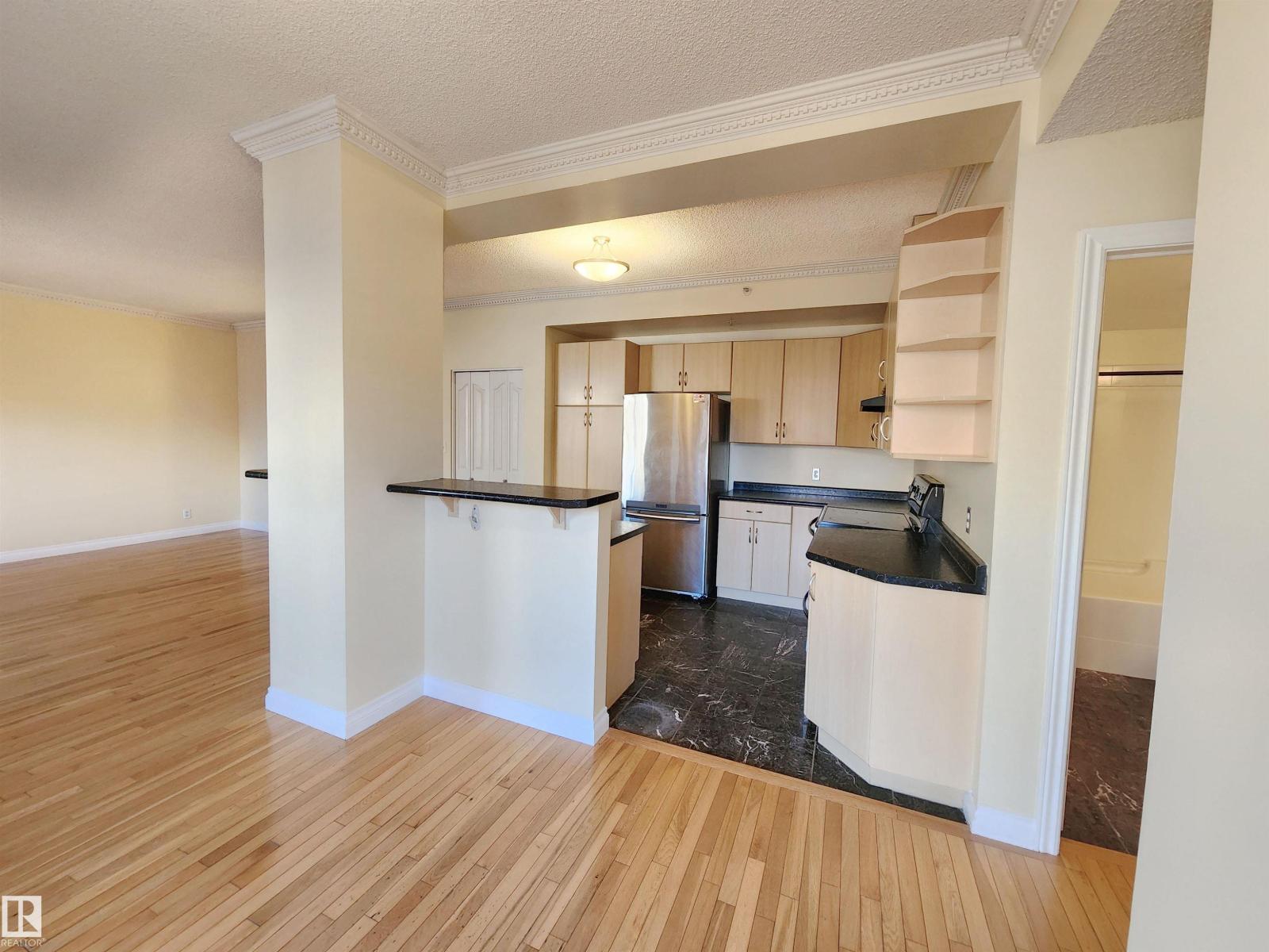 #603 9707 105 St Nw Property Photo 21