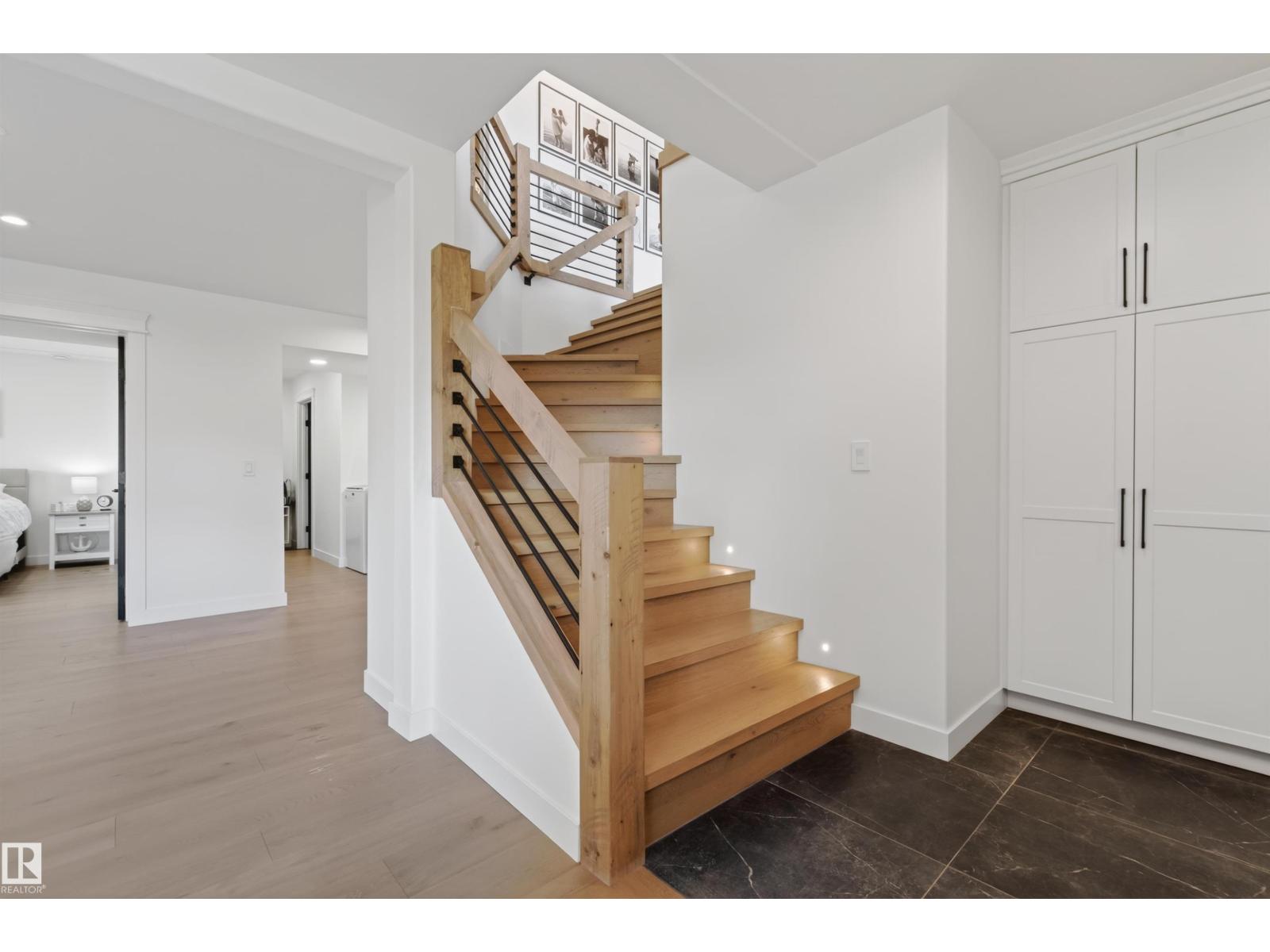 711 Beach Av Property Photo 19