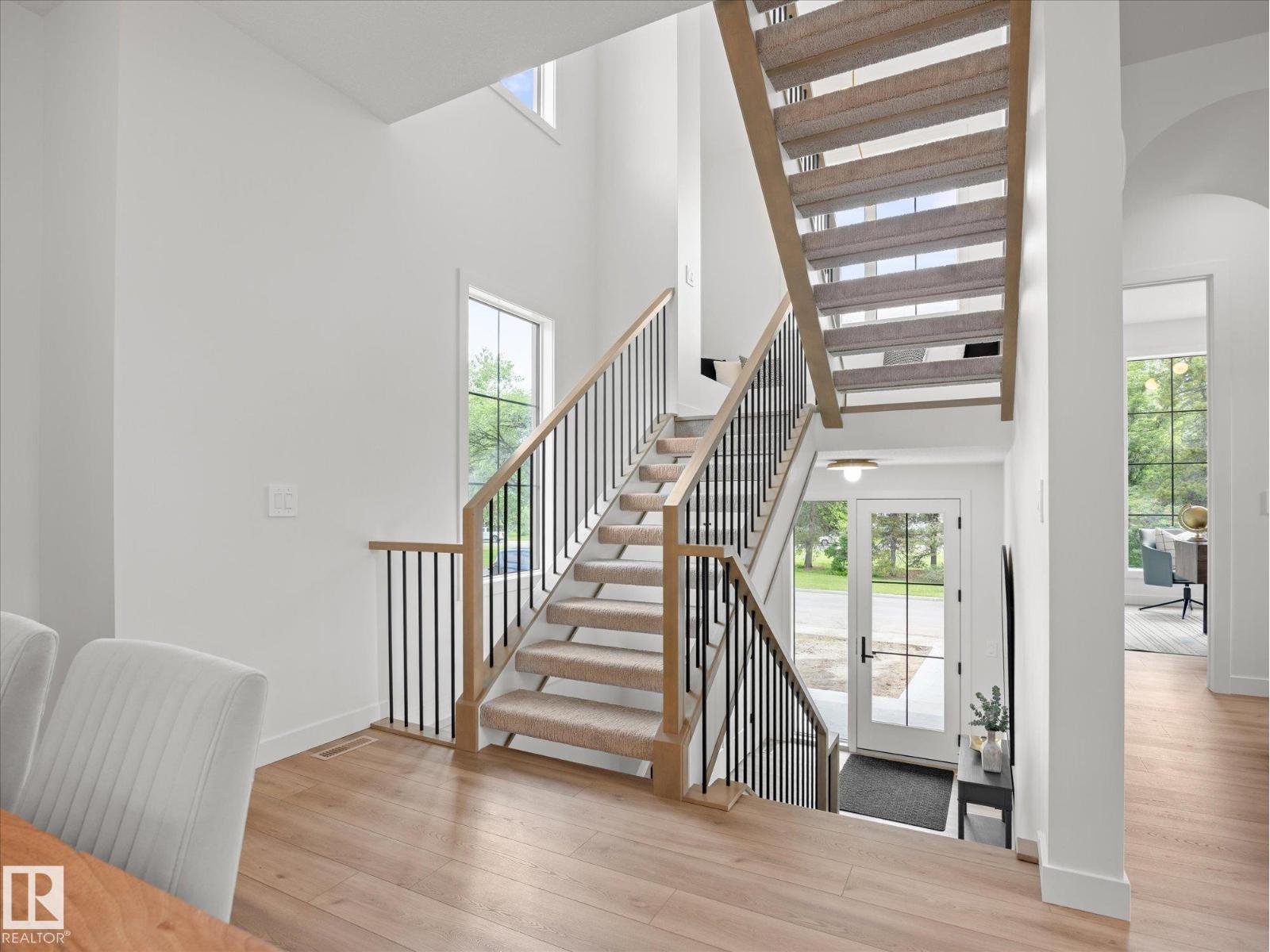 6303 109b Av Nw Property Photo 23