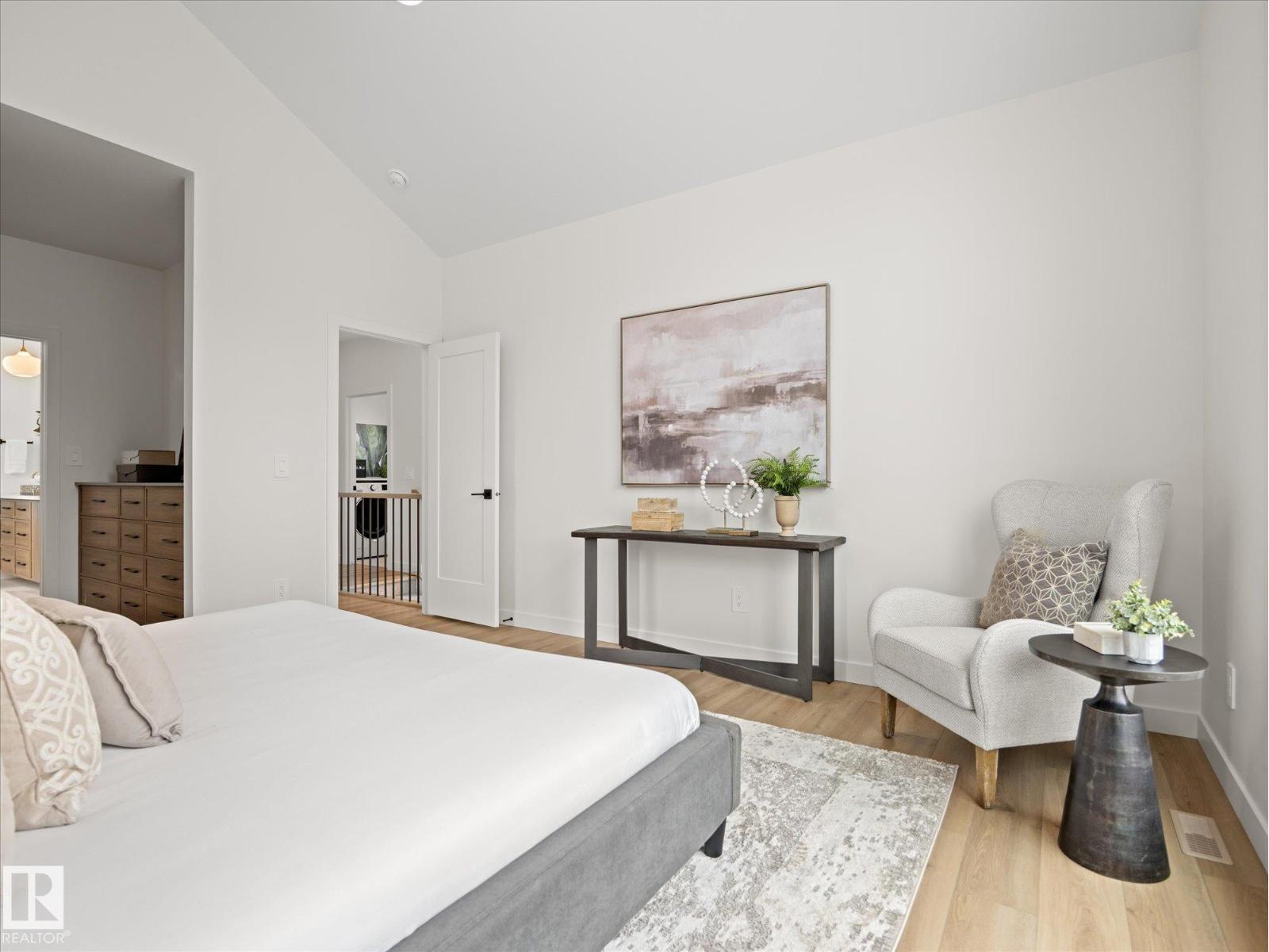 6303 109b Av Nw Property Photo 27
