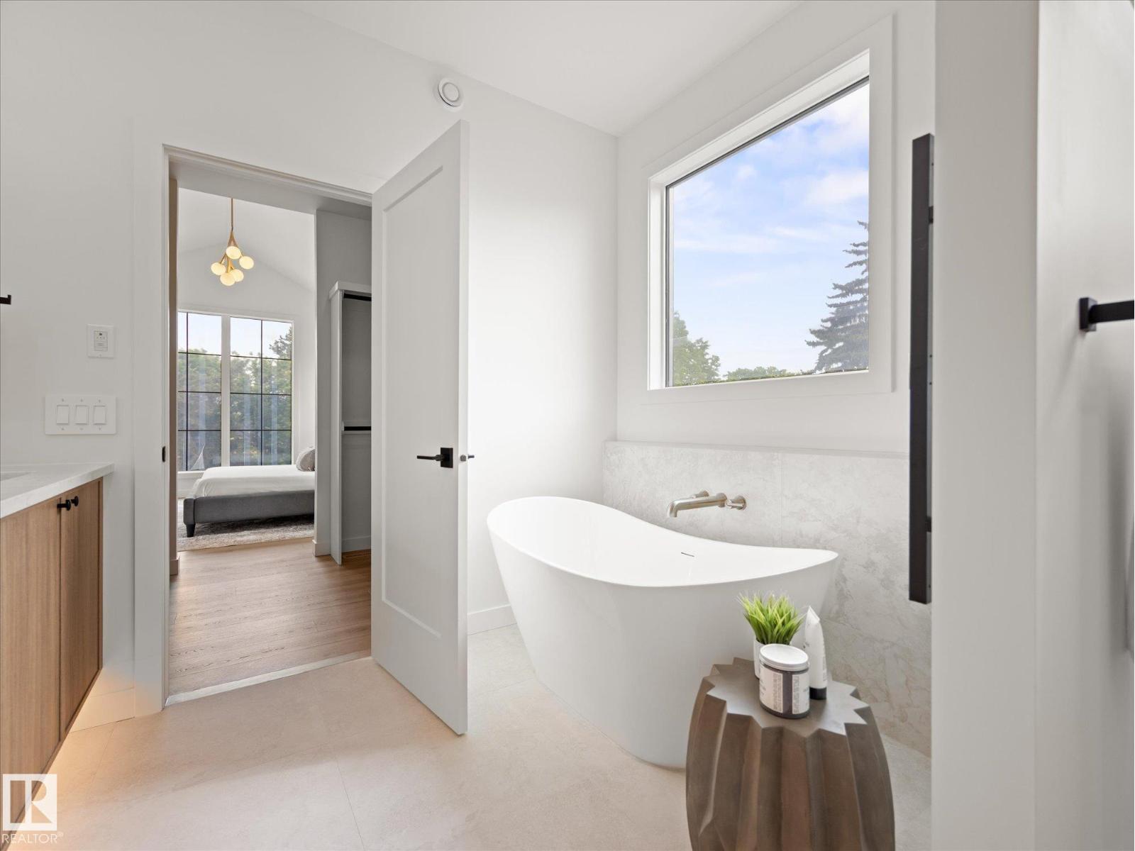 6303 109b Av Nw Property Photo 29