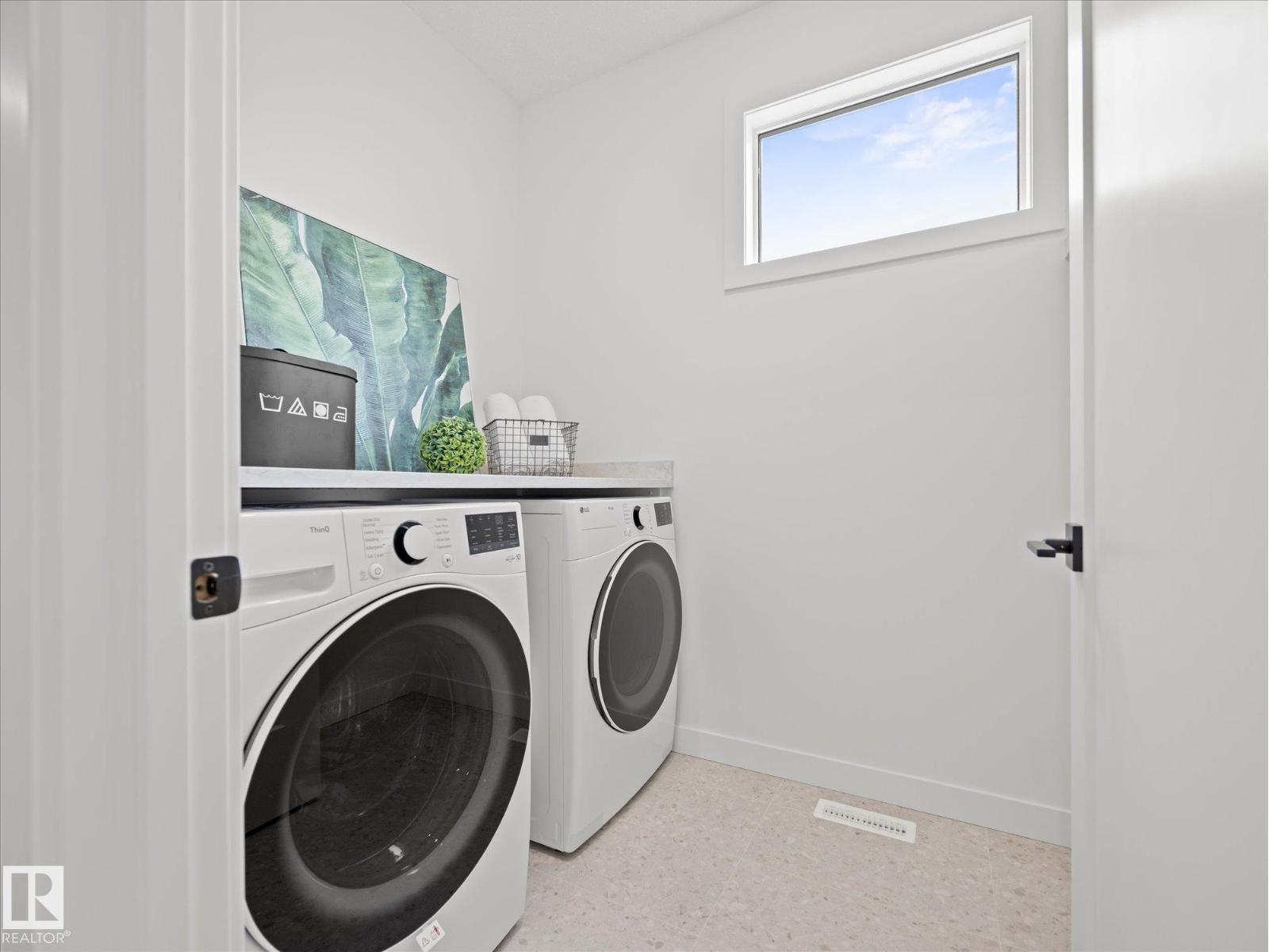 6303 109b Av Nw Property Photo 32