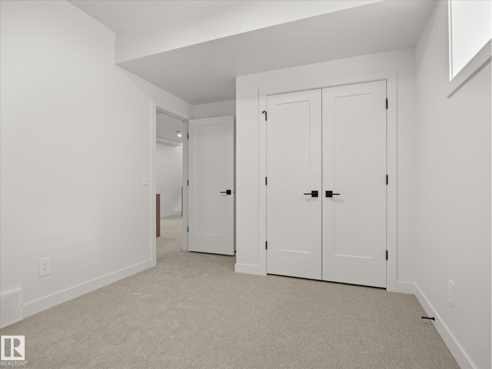6303 109b Av Nw Property Photo 40