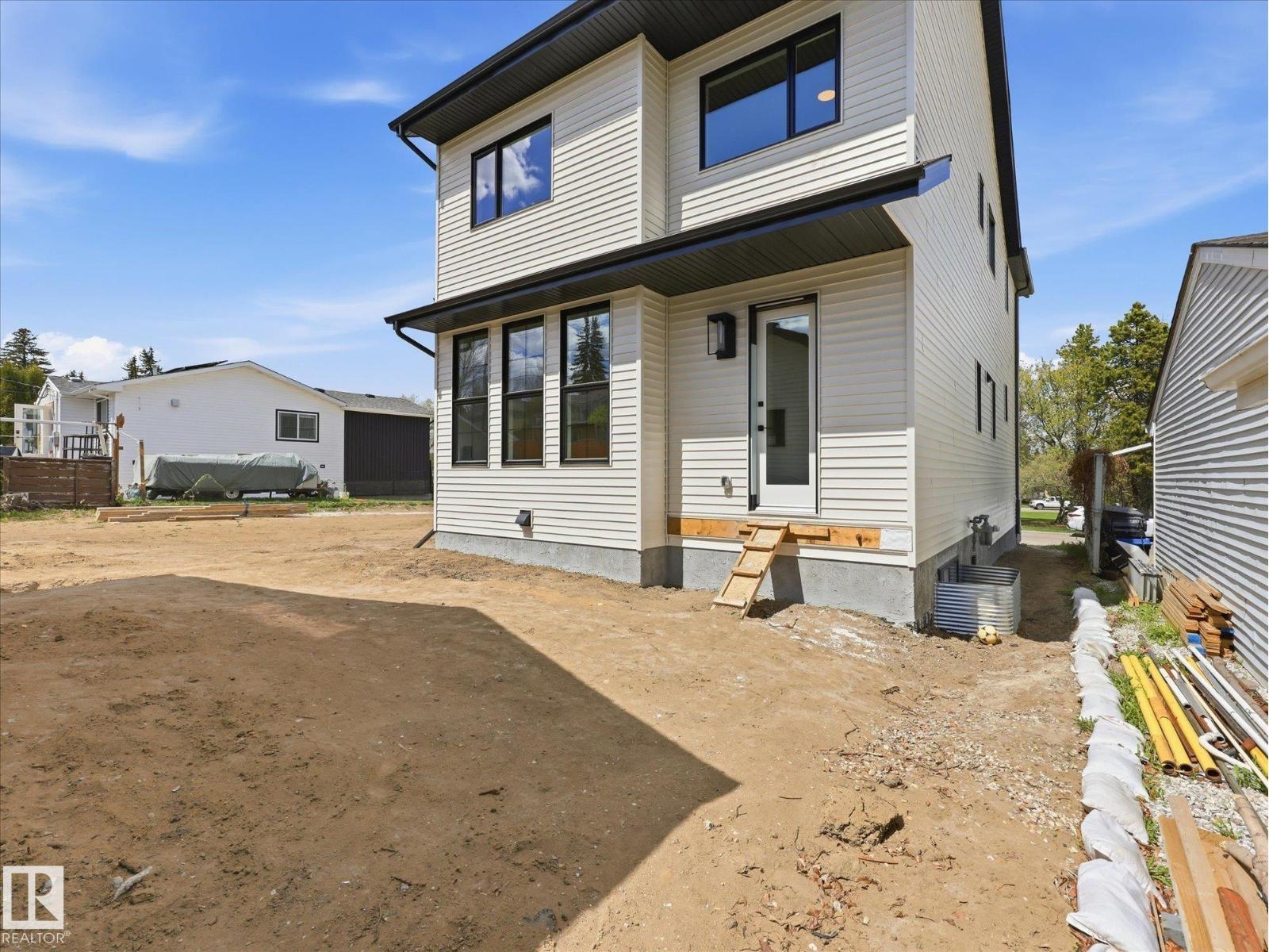 6303 109b Av Nw Property Photo 43