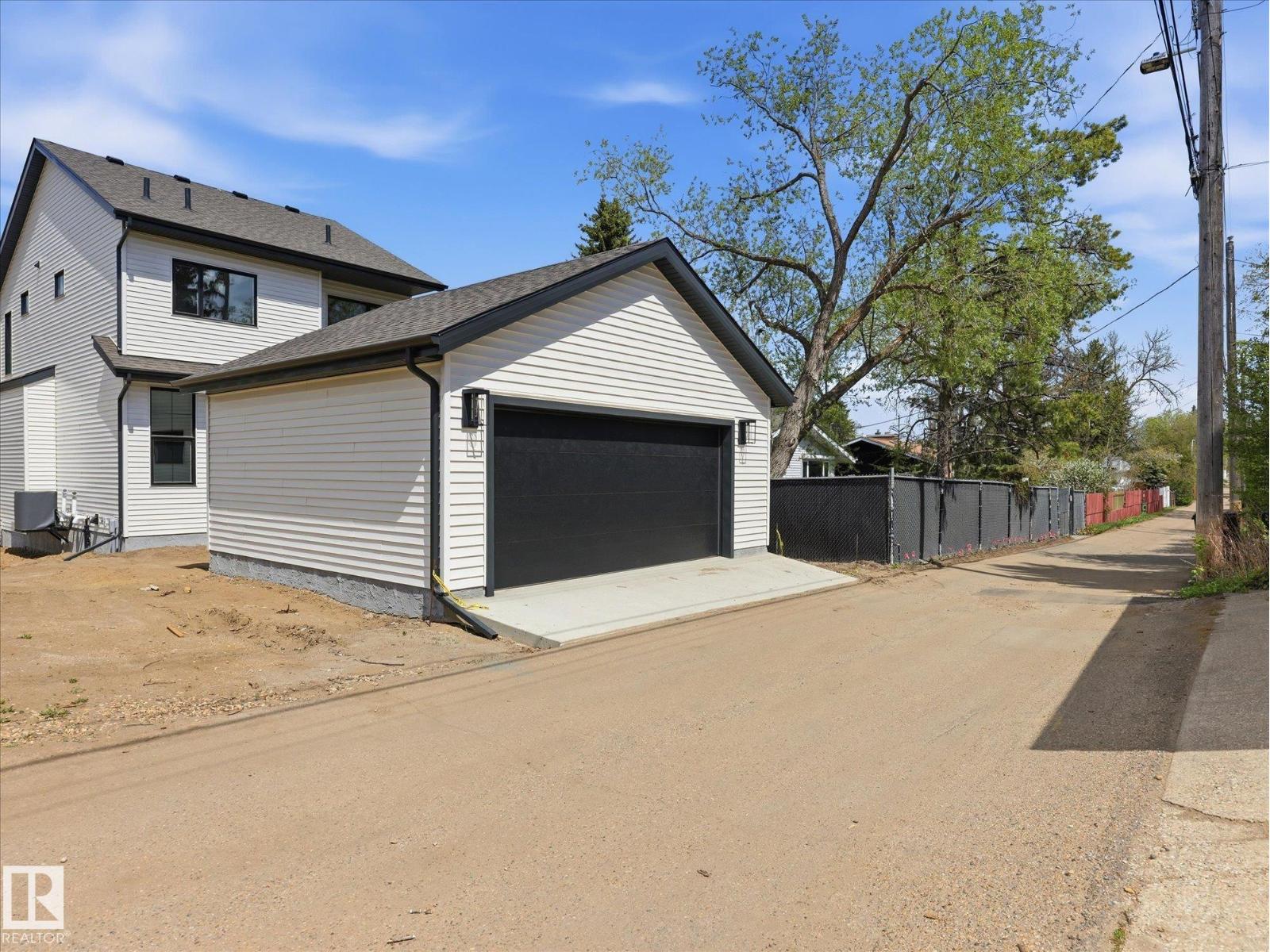 6303 109b Av Nw Property Photo 44