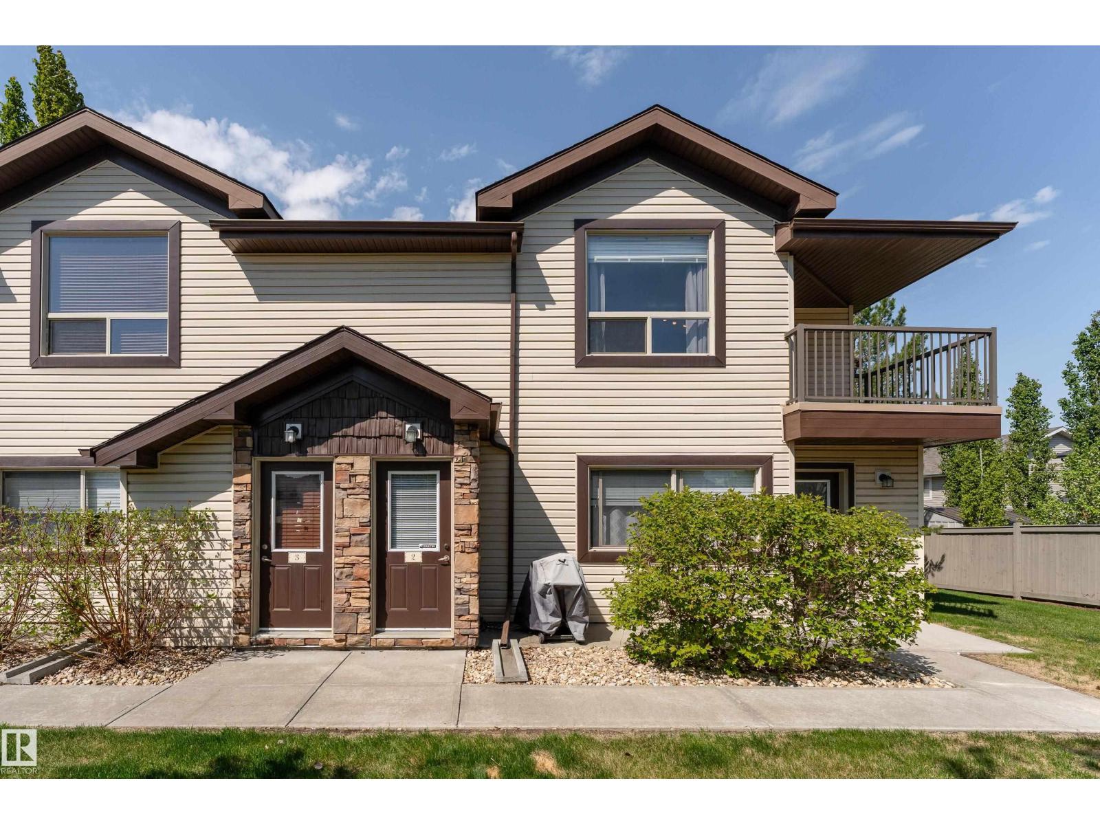 #2 604 62 ST SW