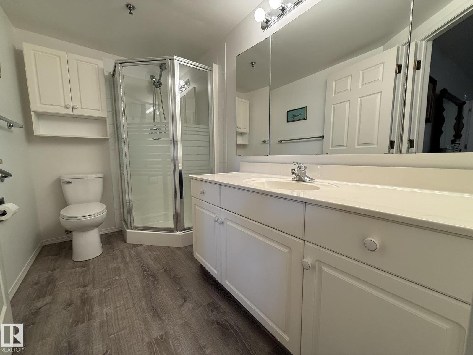 #102 10903 21 Av Nw Property Photo 25