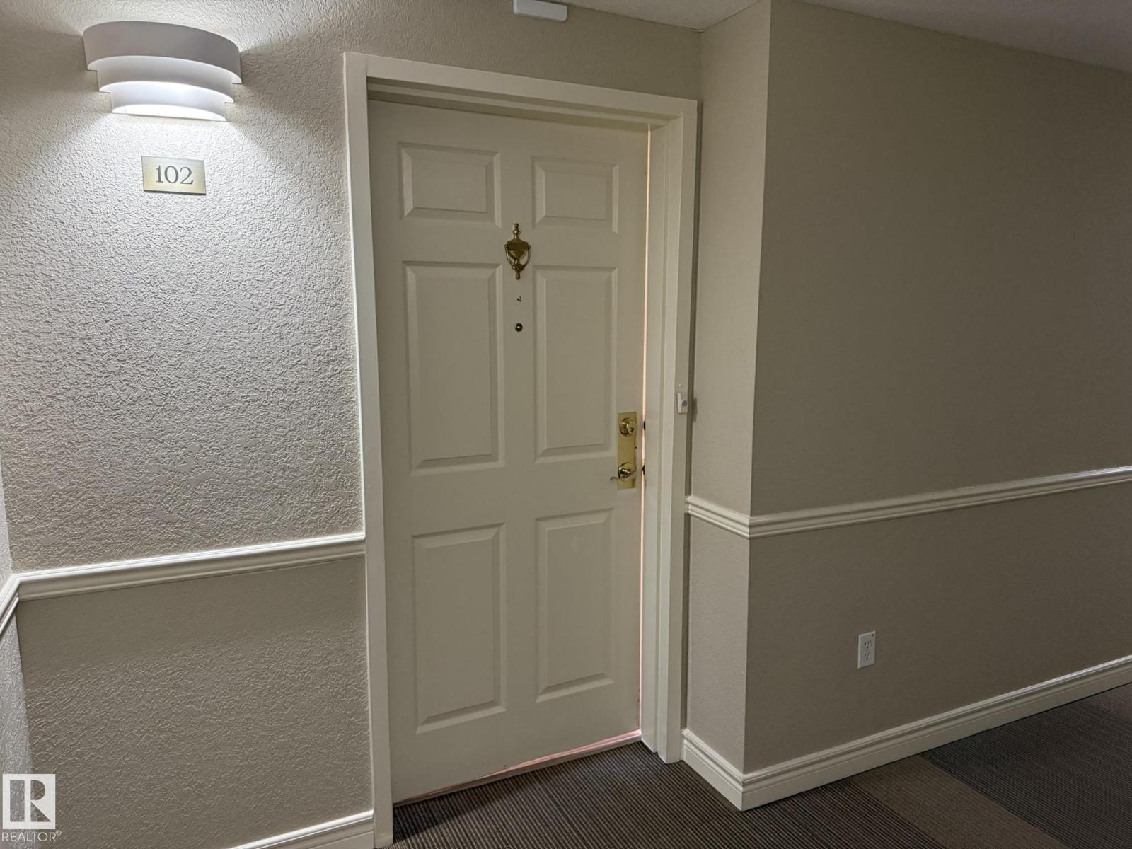 #102 10903 21 Av Nw Property Photo 49