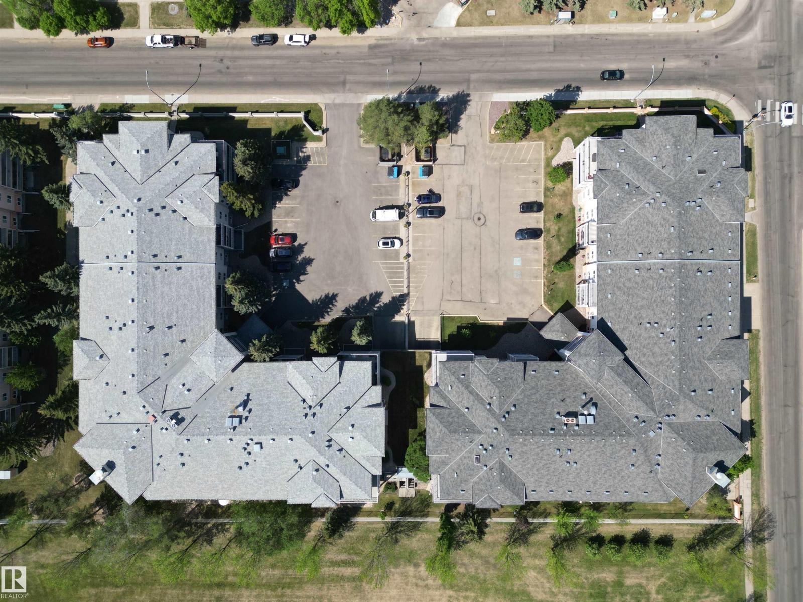 #102 10903 21 Av Nw Property Photo 64