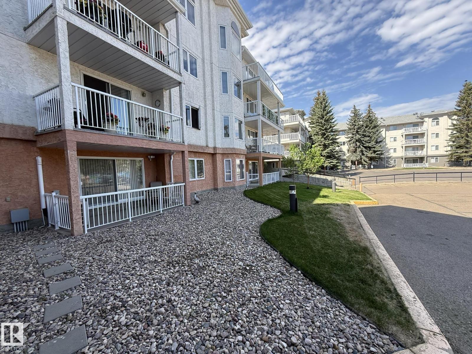 #102 10903 21 Av Nw Property Photo 70