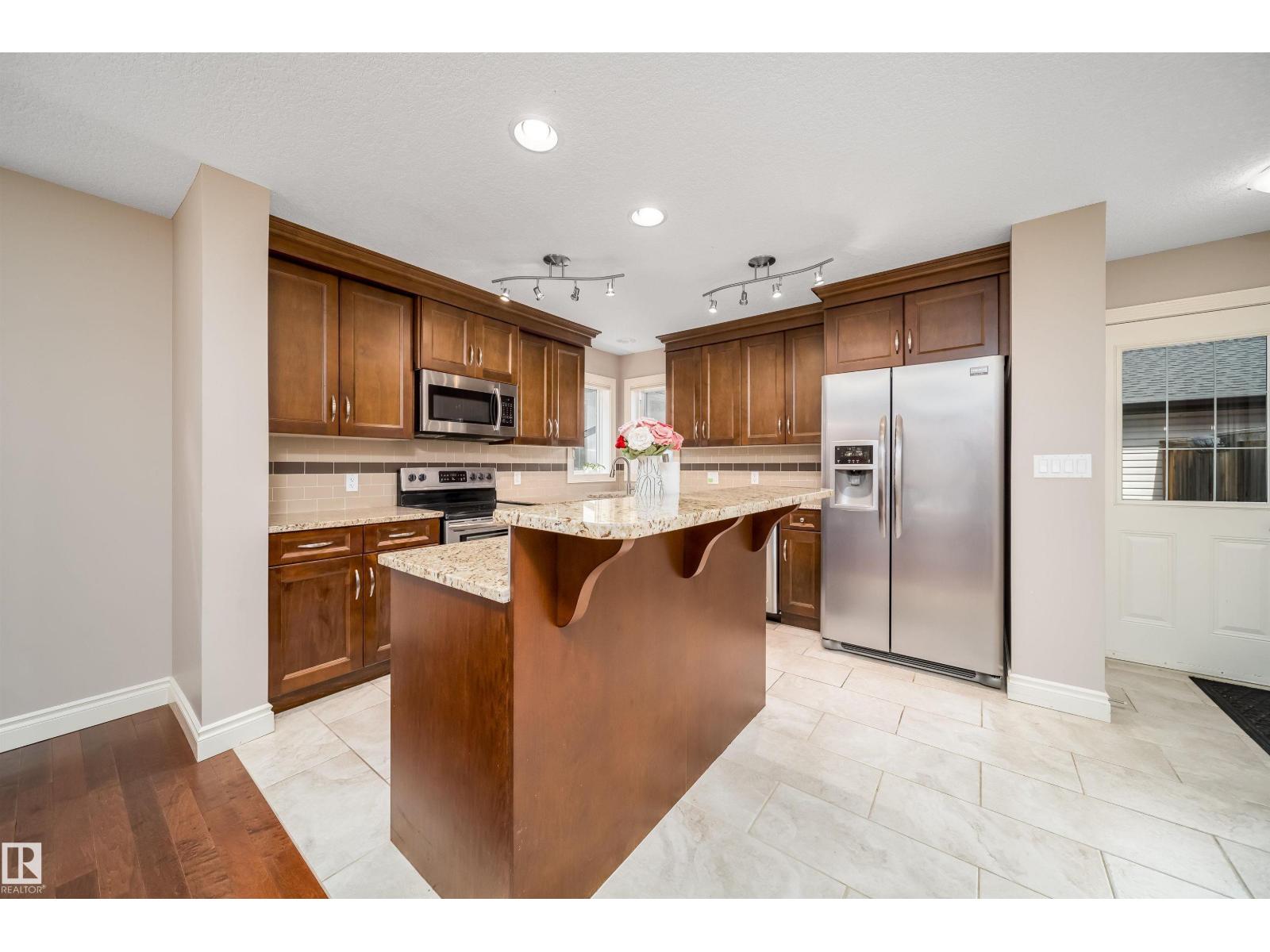 11342 79 Av Nw Property Photo 8