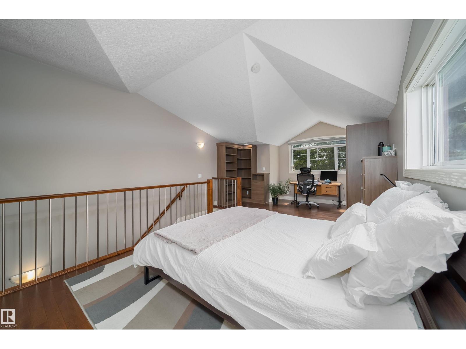 11342 79 Av Nw Property Photo 28