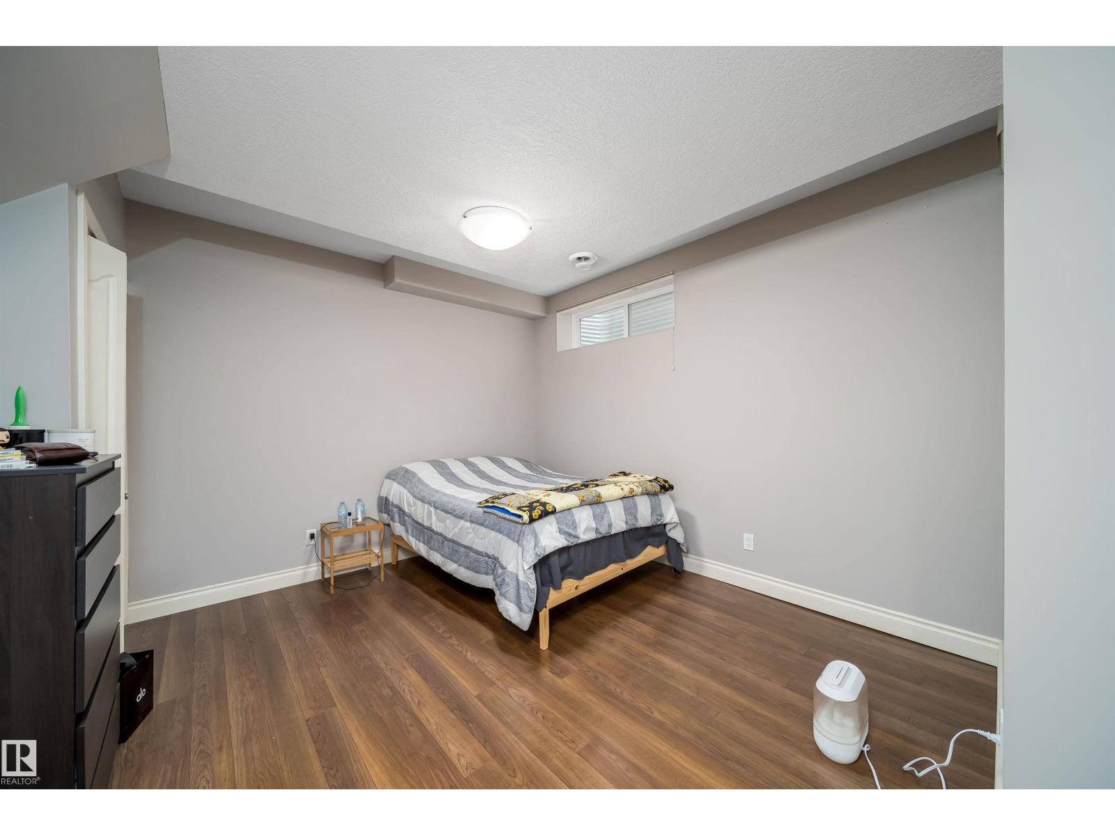 11342 79 Av Nw Property Photo 39