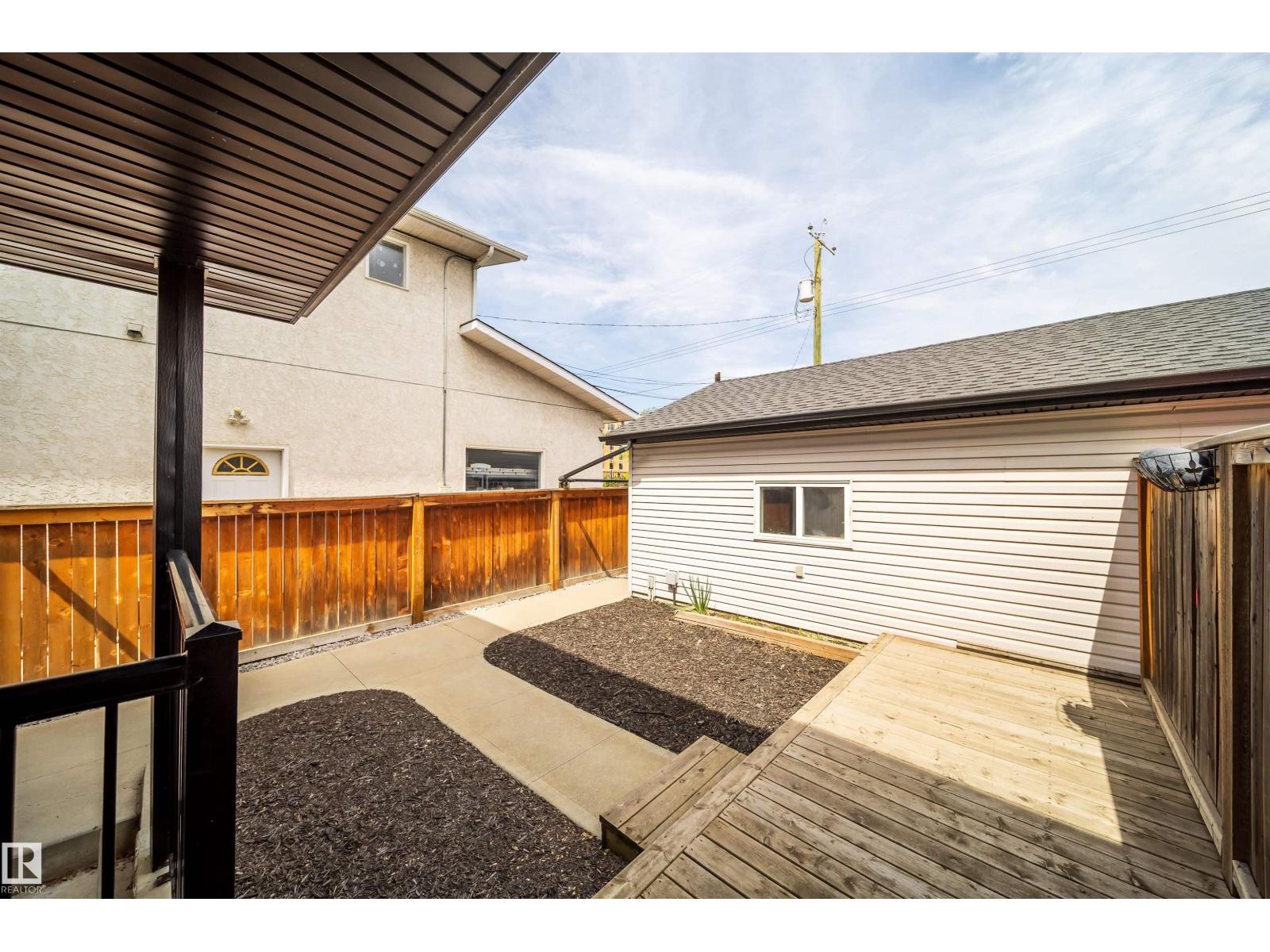 11342 79 Av Nw Property Photo 43