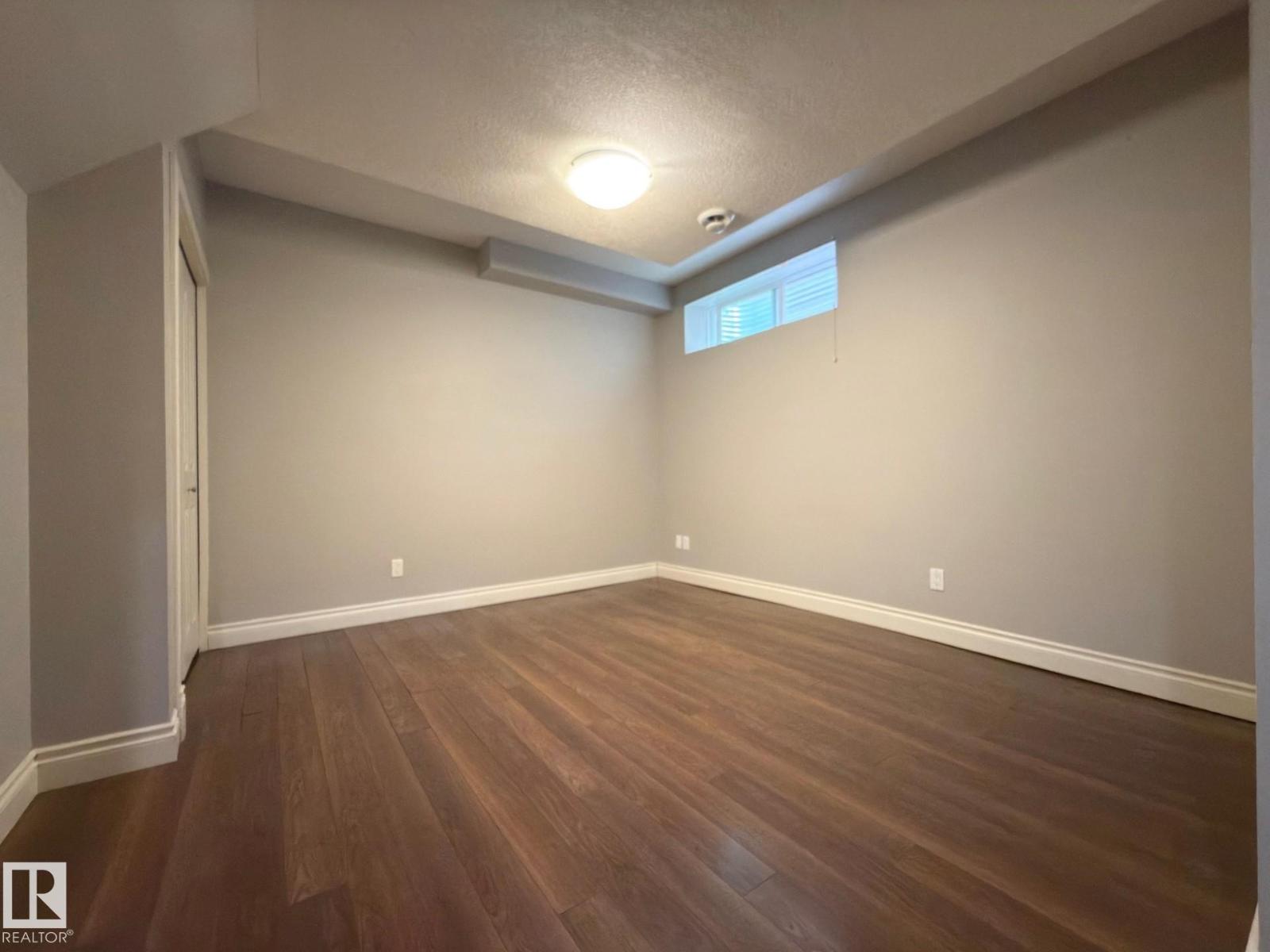 11342 79 Av Nw Property Photo 59