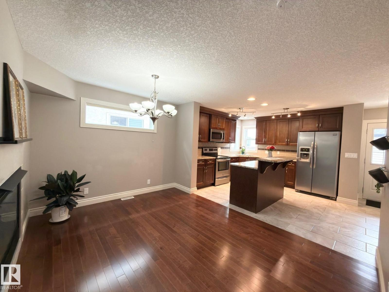 11342 79 Av Nw Property Photo 68