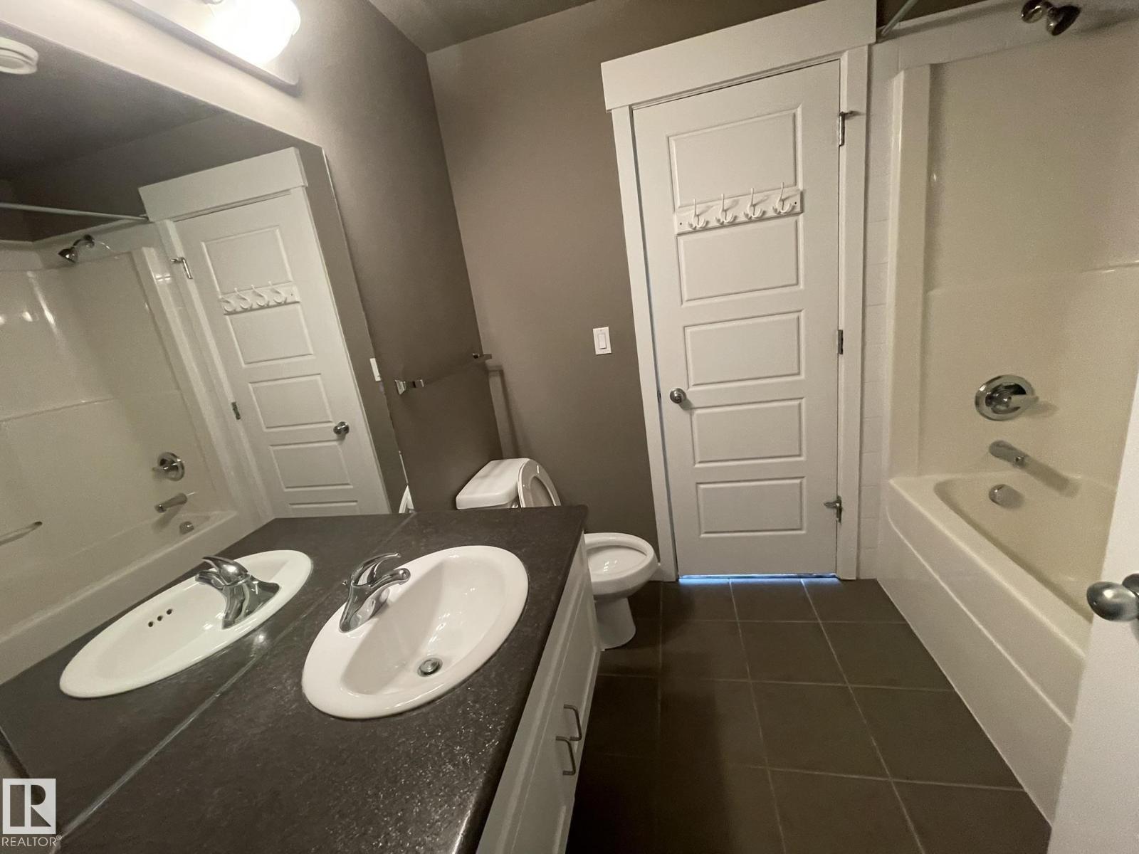#504 10518 113 St Nw Property Photo 20